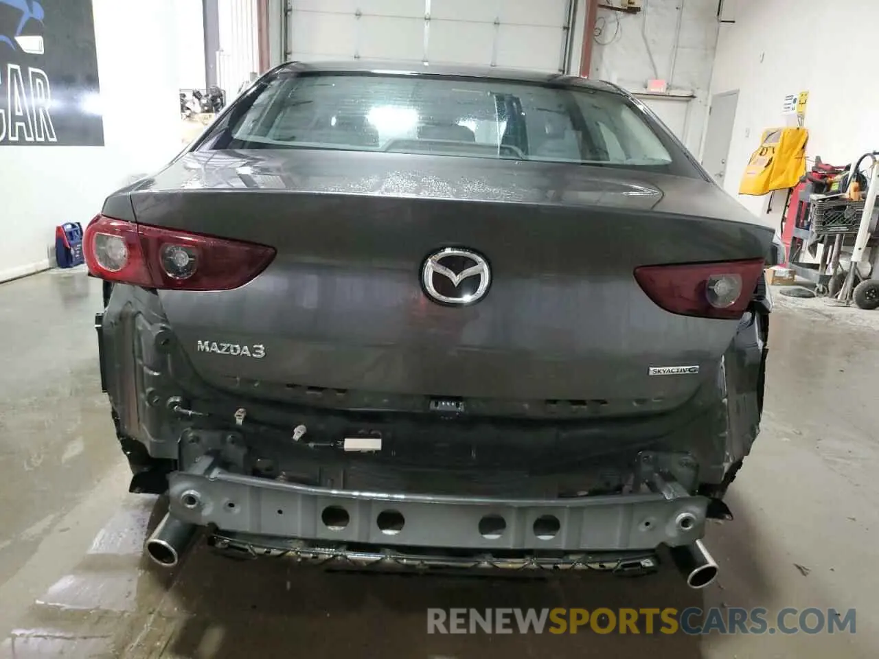6 Фотография поврежденного автомобиля 3MZBPABM7PM361367 MAZDA 3 2023