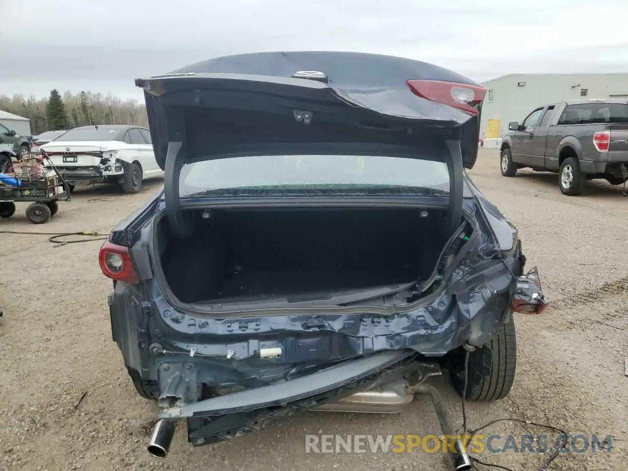 6 Photograph of a damaged car 3MZBPAC7XPM365406 MAZDA 3 2023