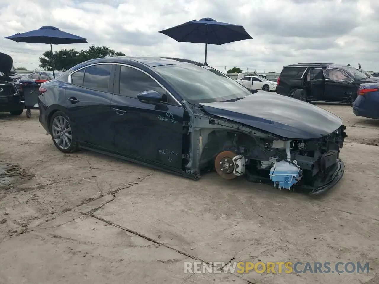 4 Photograph of a damaged car 3MZBPACM9PM366679 MAZDA 3 2023