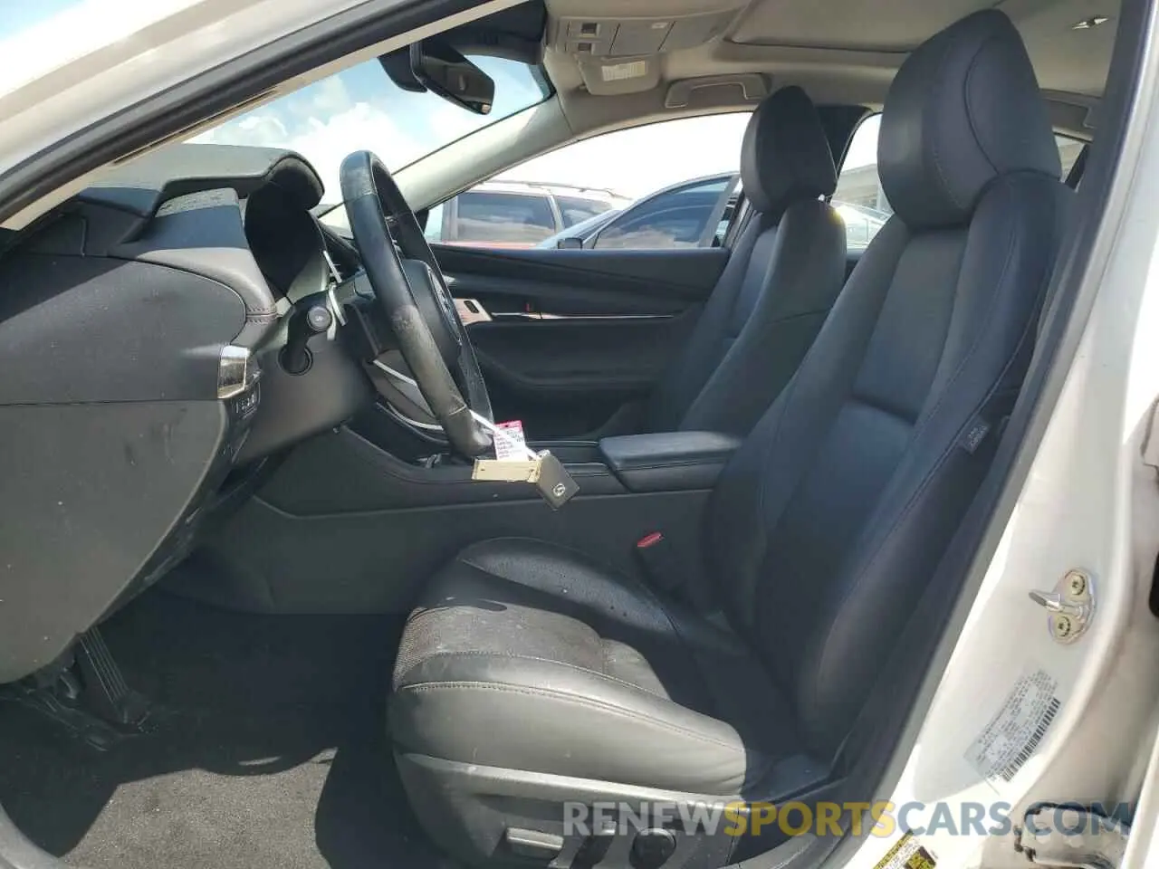7 Фотография поврежденного автомобиля 3MZBPBEY2PM377707 MAZDA 3 2023
