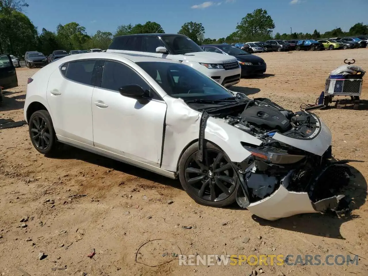 4 Photograph of a damaged car JM1BPBJY9P1622234 MAZDA 3 2023