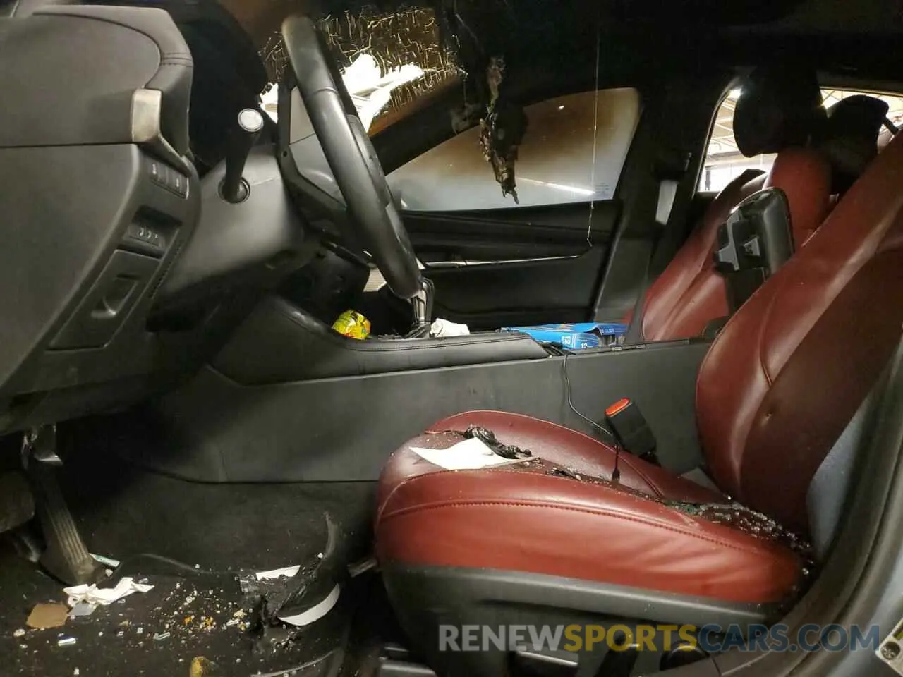 7 Photograph of a damaged car JM1BPBLMXP1610653 MAZDA 3 2023