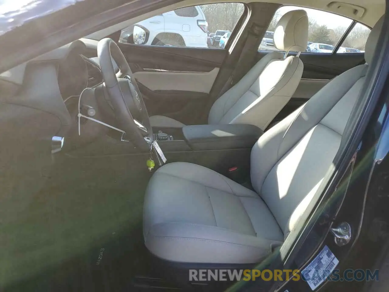 7 Photograph of a damaged car 3MZBPACMXRM417853 MAZDA 3 2024