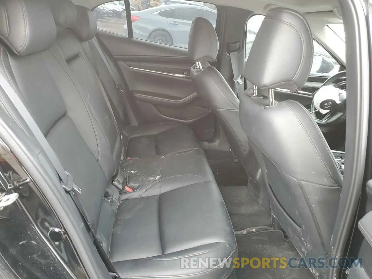 10 Photograph of a damaged car JM1BPACM7R1717138 MAZDA 3 2024