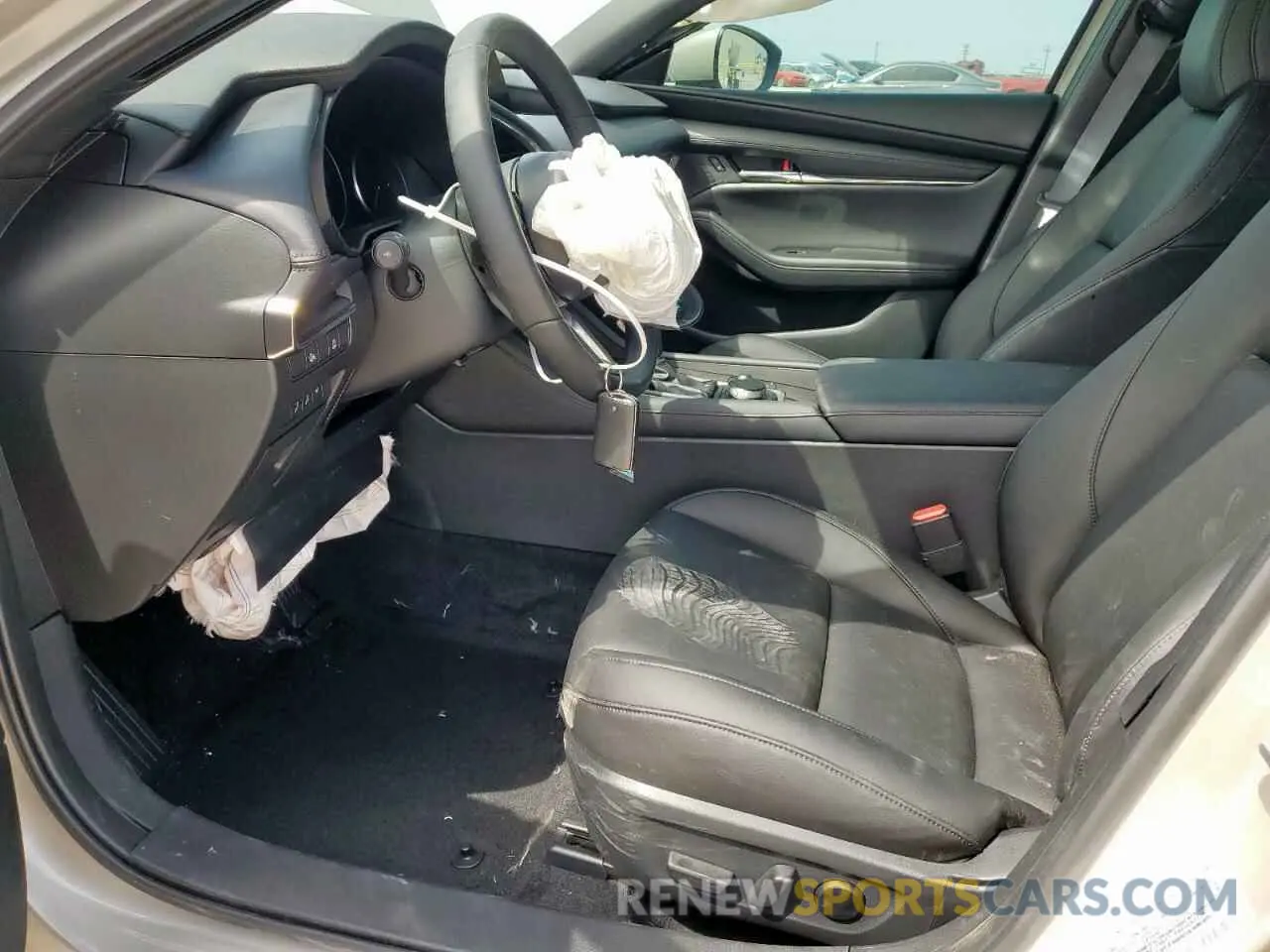 7 Фотография поврежденного автомобиля JM1BPALM5R1721303 MAZDA 3 2024