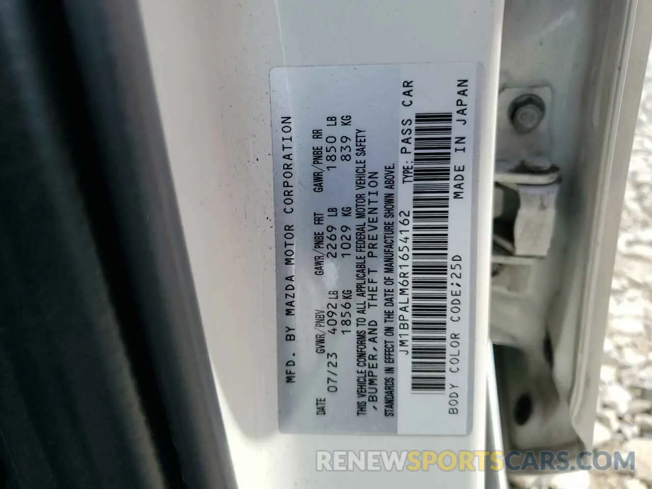 13 Фотография поврежденного автомобиля JM1BPALM6R1654162 MAZDA 3 2024