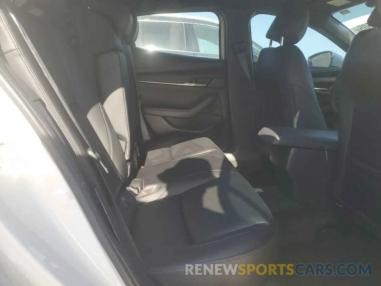 10 Photograph of a damaged car JM1BPALM9R1709400 MAZDA 3 2024