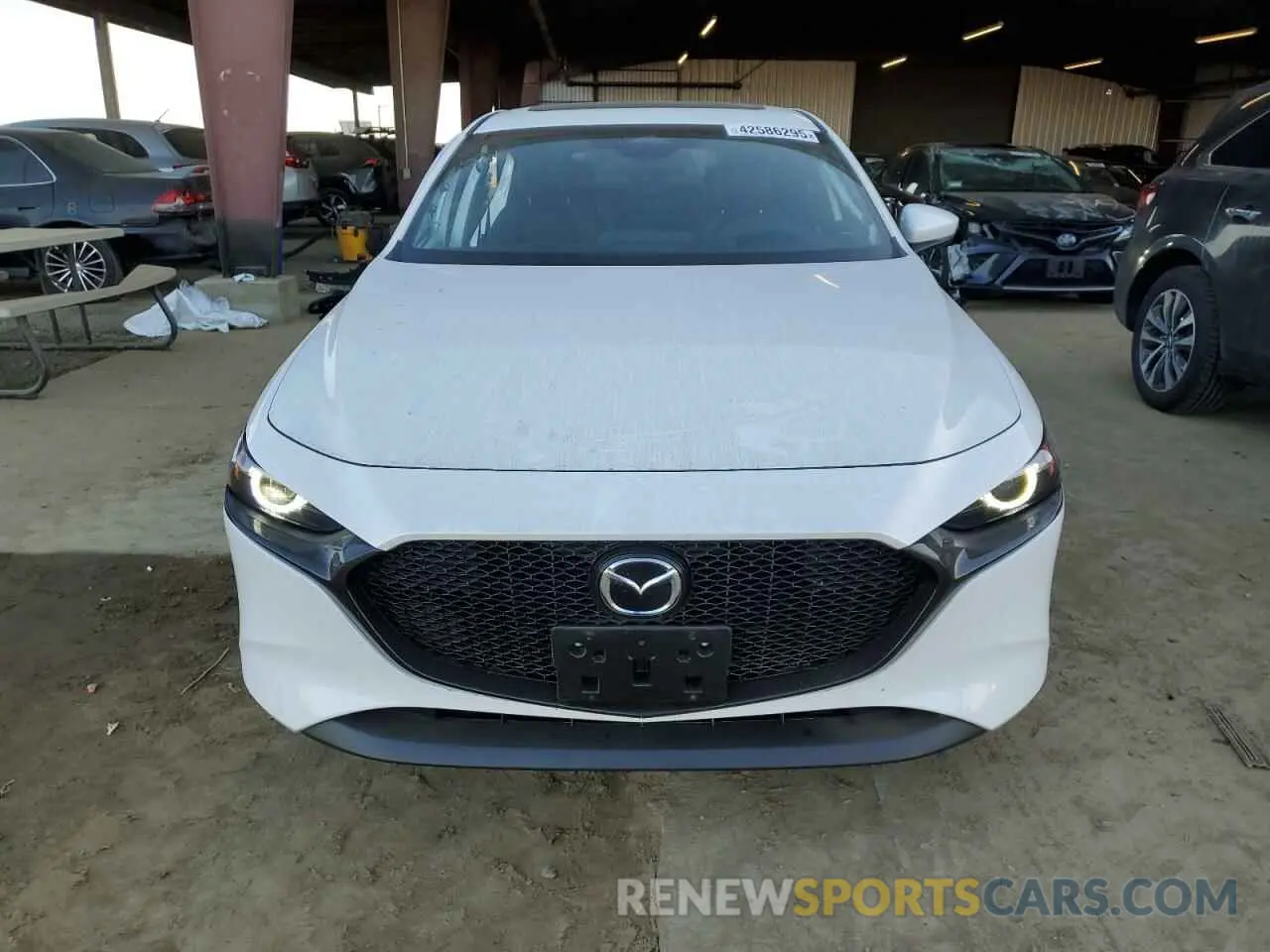 5 Фотография поврежденного автомобиля JM1BPAMMXR1651571 MAZDA 3 2024