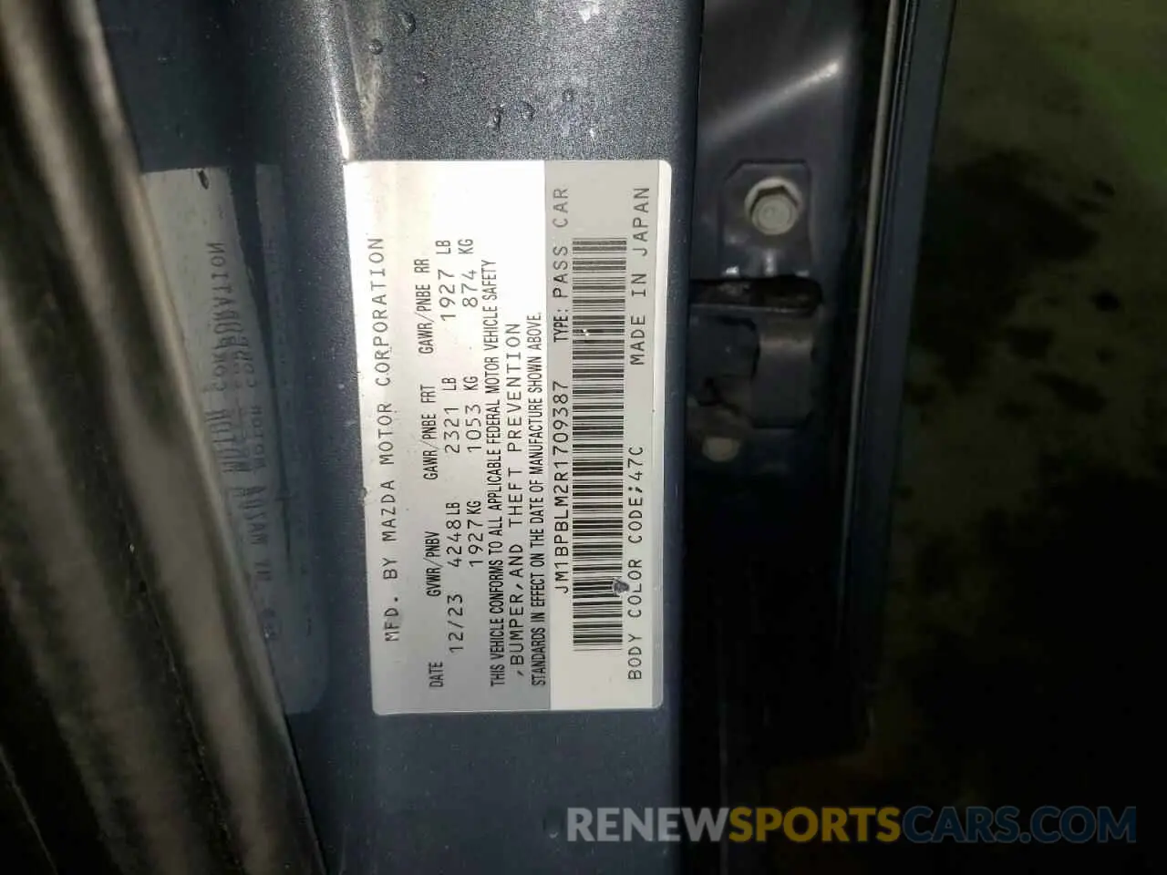 14 Photograph of a damaged car JM1BPBLM2R1709387 MAZDA 3 2024