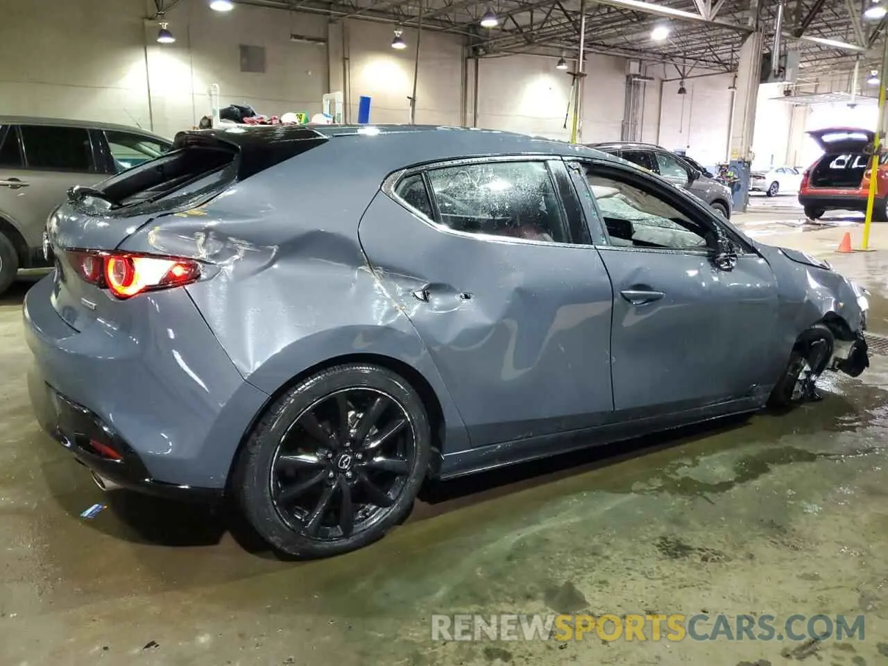 3 Photograph of a damaged car JM1BPBLM2R1709387 MAZDA 3 2024