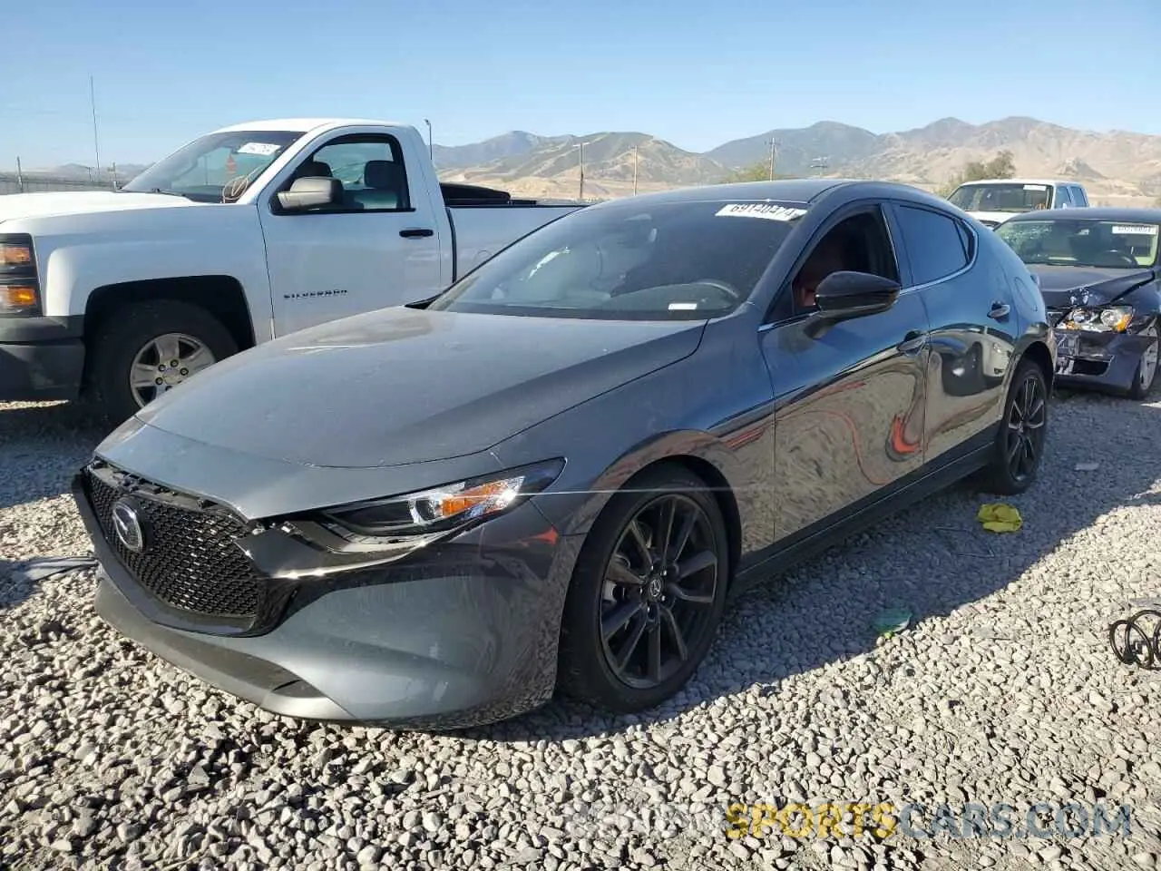 1 Фотография поврежденного автомобиля JM1BPBLM4R1714705 MAZDA 3 2024
