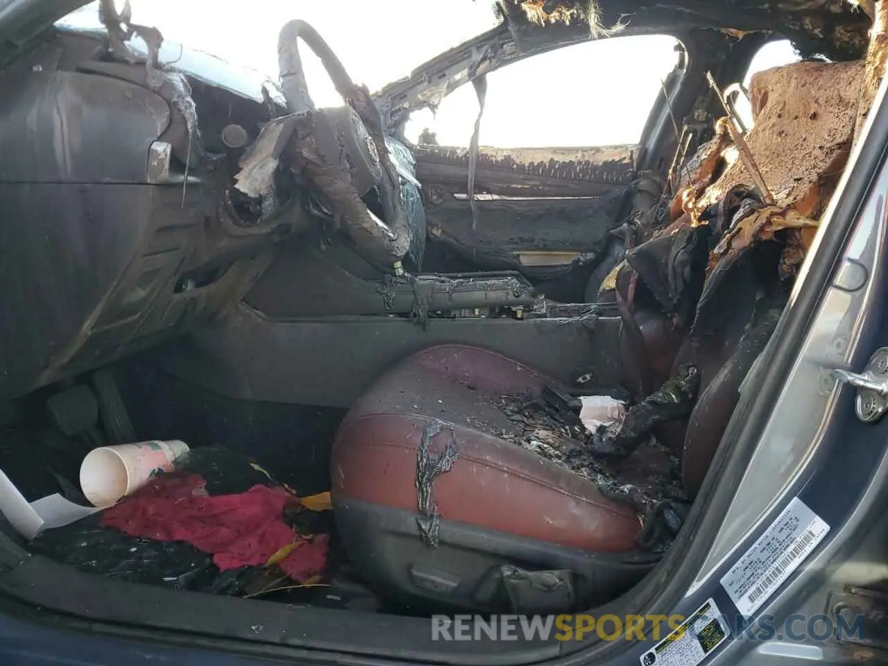 7 Фотография поврежденного автомобиля JM1BPBLM5R1709626 MAZDA 3 2024