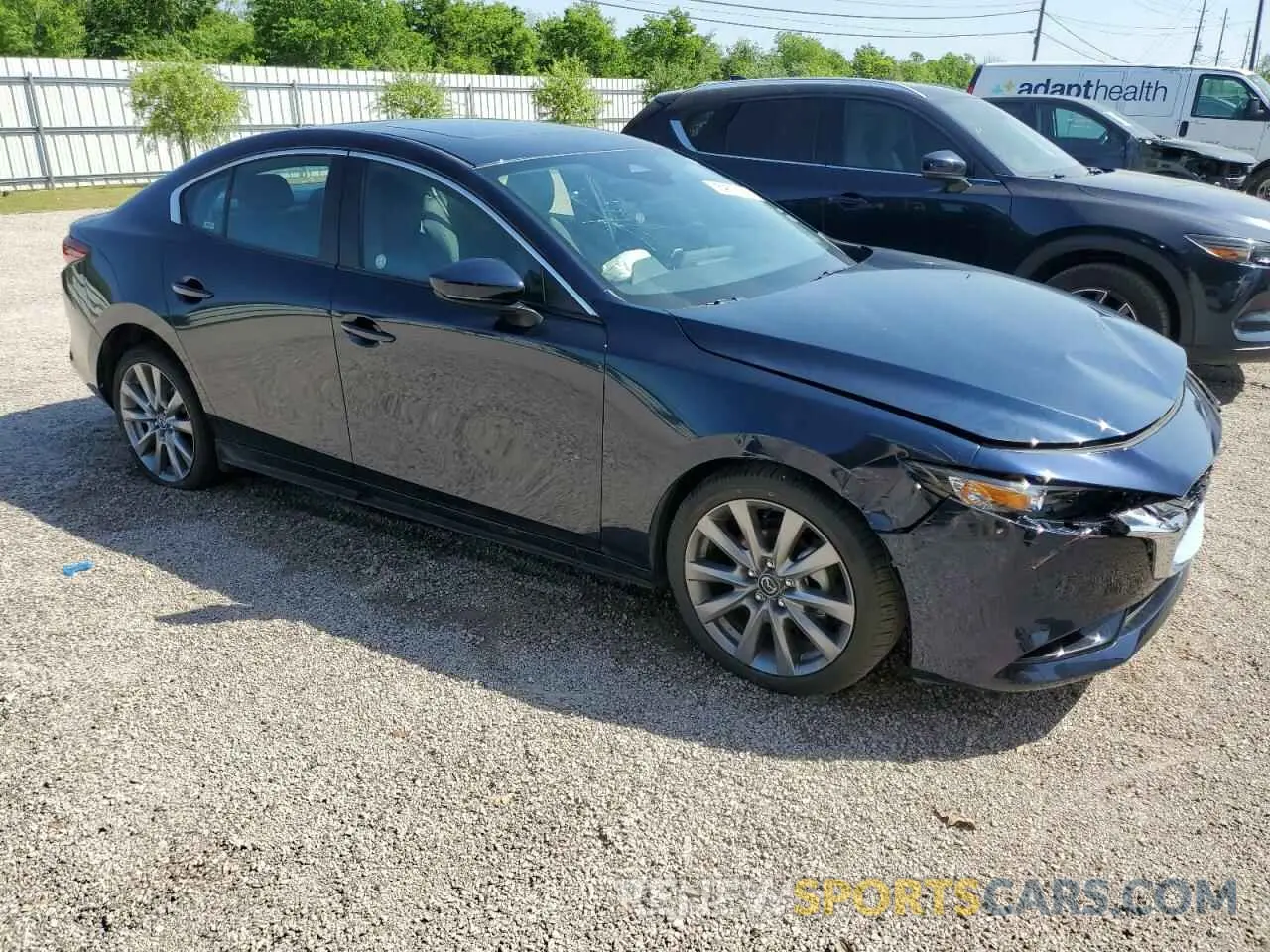 4 Photograph of a damaged car 3MZBPACM0SM455128 MAZDA 3 2025