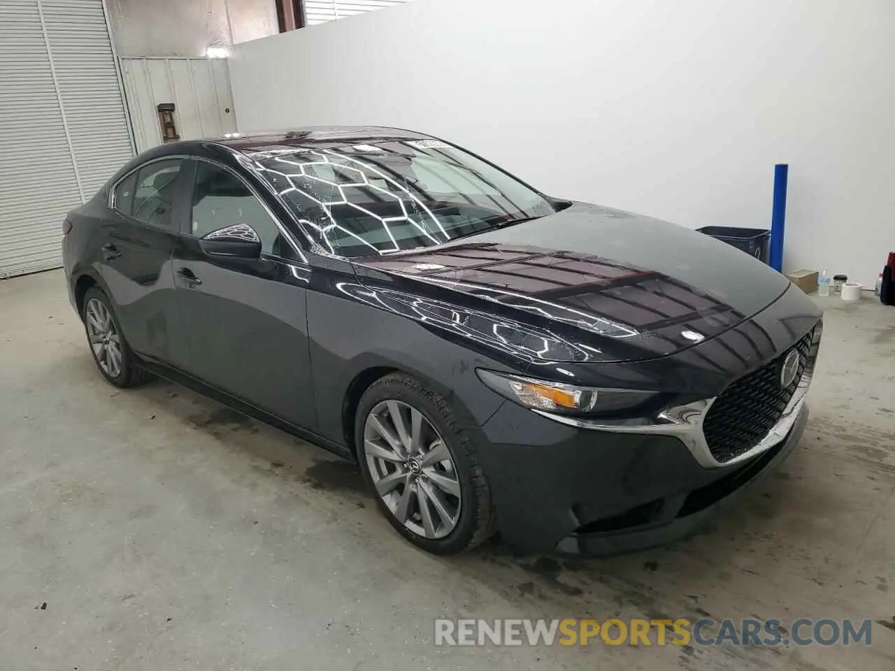 4 Photograph of a damaged car 3MZBPACM8SM465549 MAZDA 3 2025