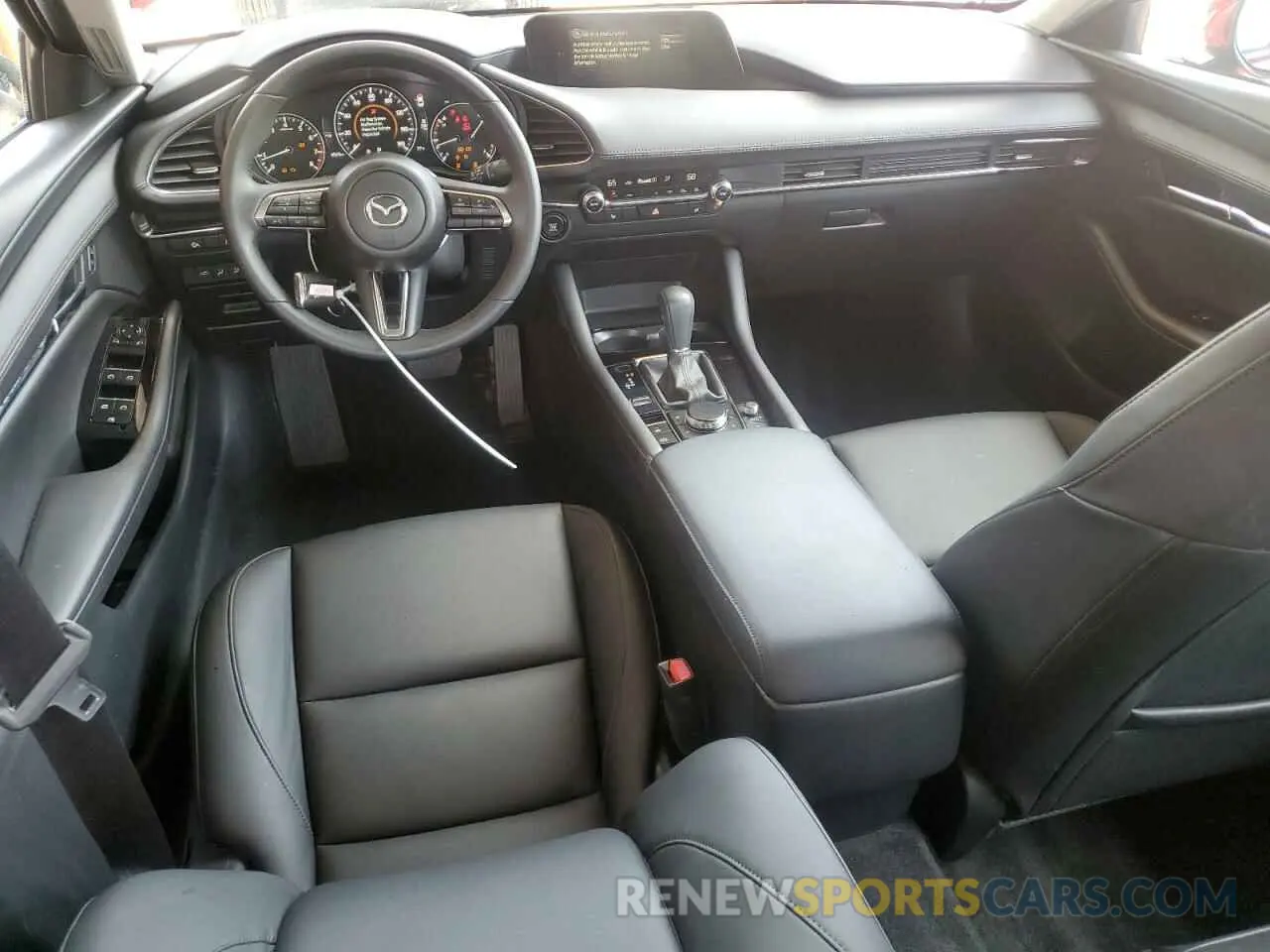 8 Фотография поврежденного автомобиля JM1BPACM7S1774204 MAZDA 3 2025