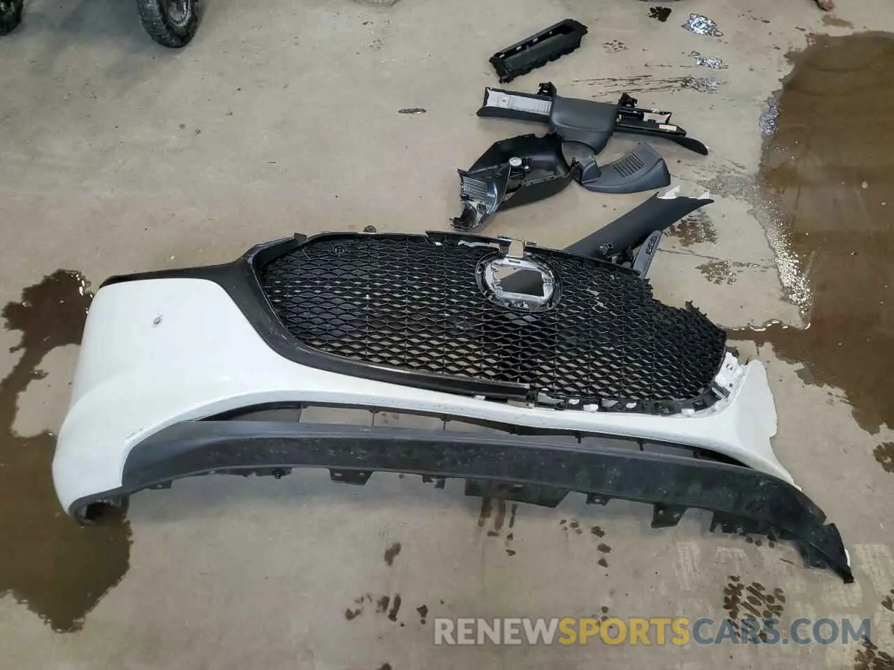12 Photograph of a damaged car JM1BPBMY7R1717826 MAZDA 3 GT 2024