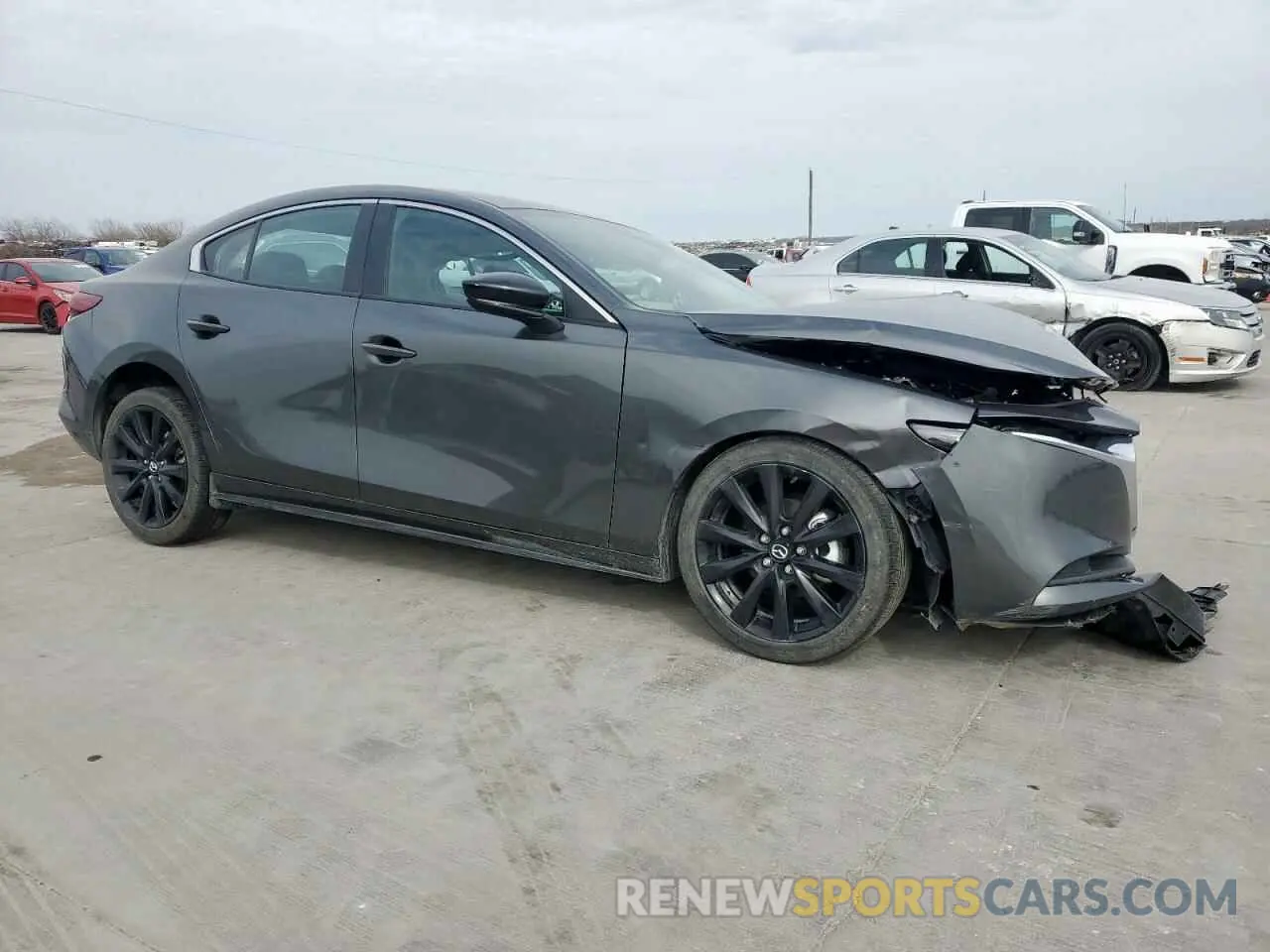 4 Photograph of a damaged car 3MZBPABM0RM426062 MAZDA 3 SELECT S 2024