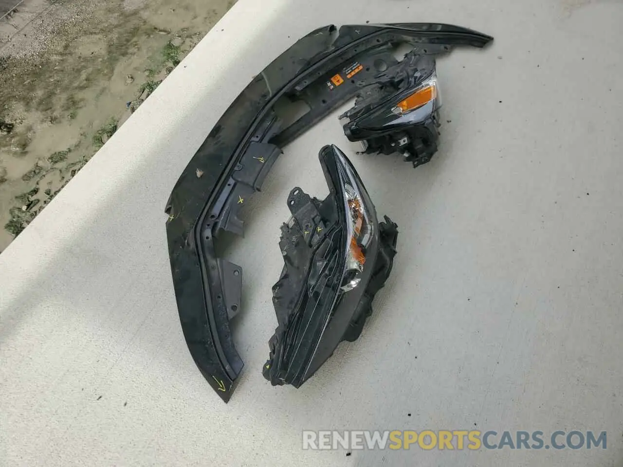 12 Фотография поврежденного автомобиля 3MZBPABM2RM415273 MAZDA 3 SELECT S 2024