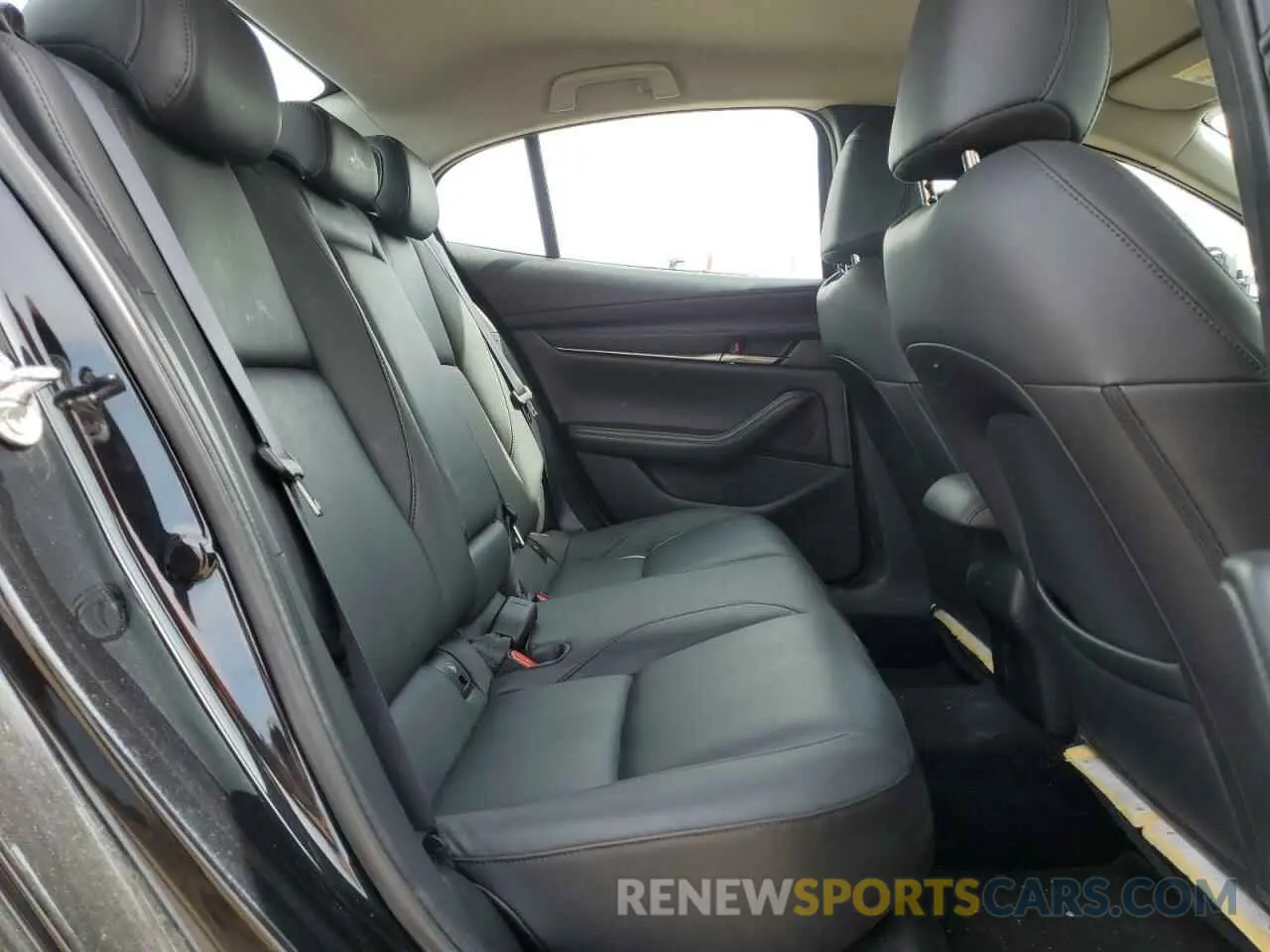 10 Фотография поврежденного автомобиля 3MZBPABM4RM415114 MAZDA 3 SELECT S 2024