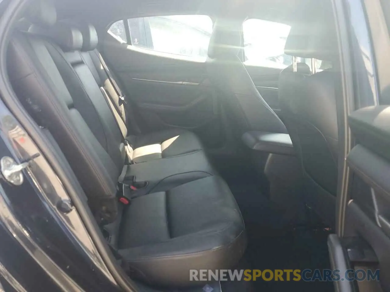 10 Фотография поврежденного автомобиля JM1BPAKM5R1704941 MAZDA 3 SELECT S 2024