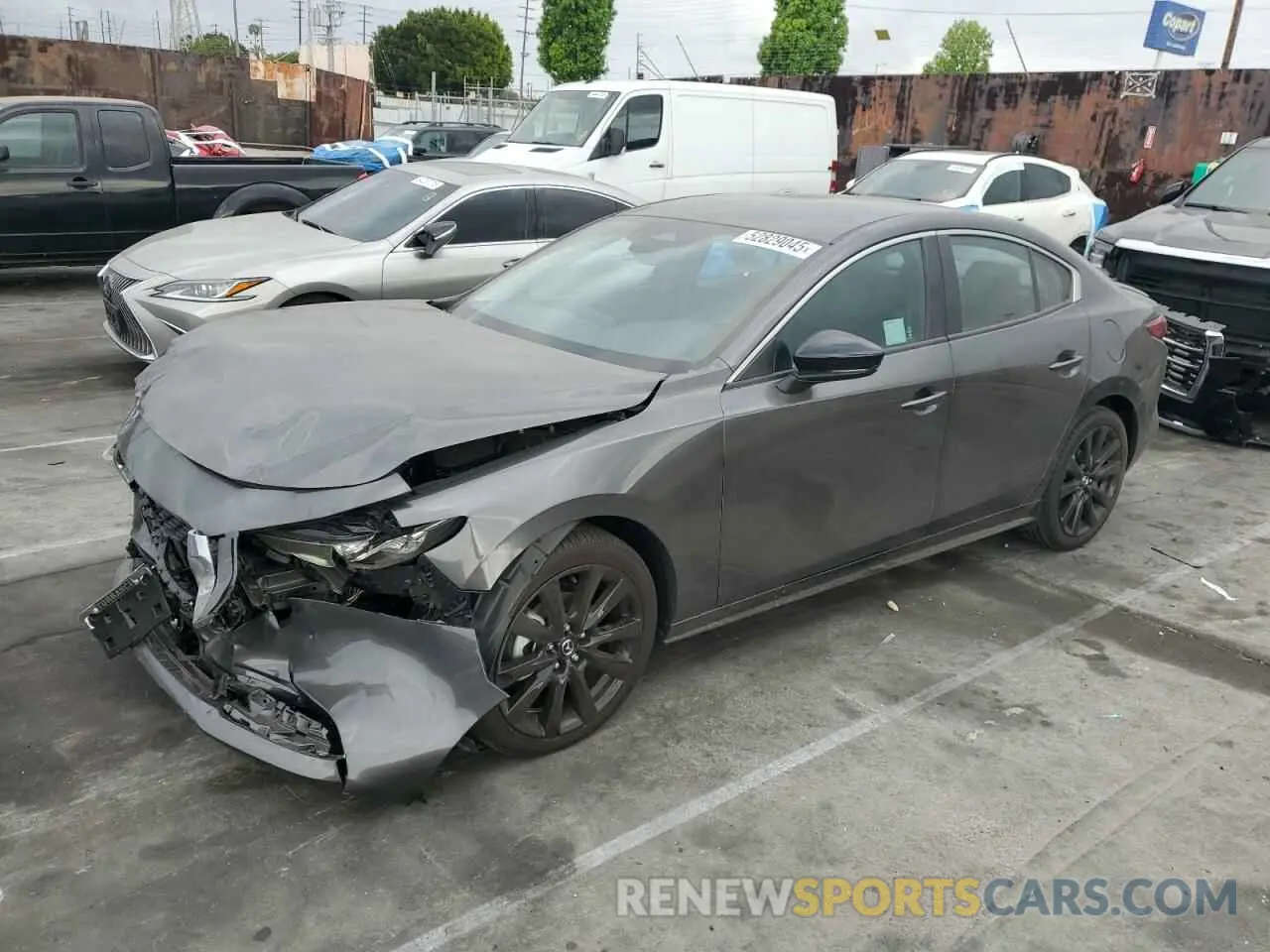 1 Фотография поврежденного автомобиля JM1BPABM5S1767690 MAZDA 3 SELECT S 2025