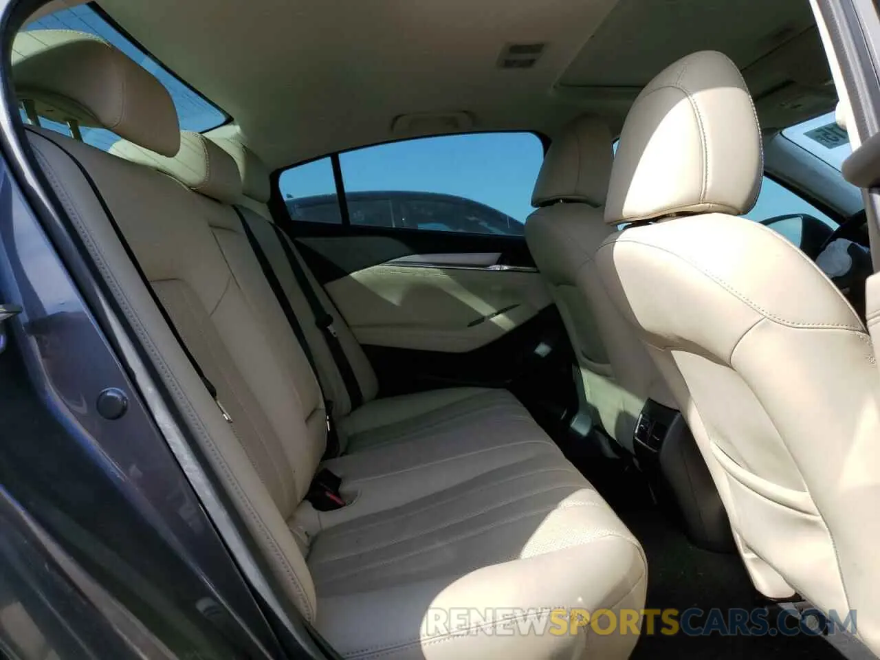 10 Фотография поврежденного автомобиля JM1GL1TY9K1503570 MAZDA 6 2019