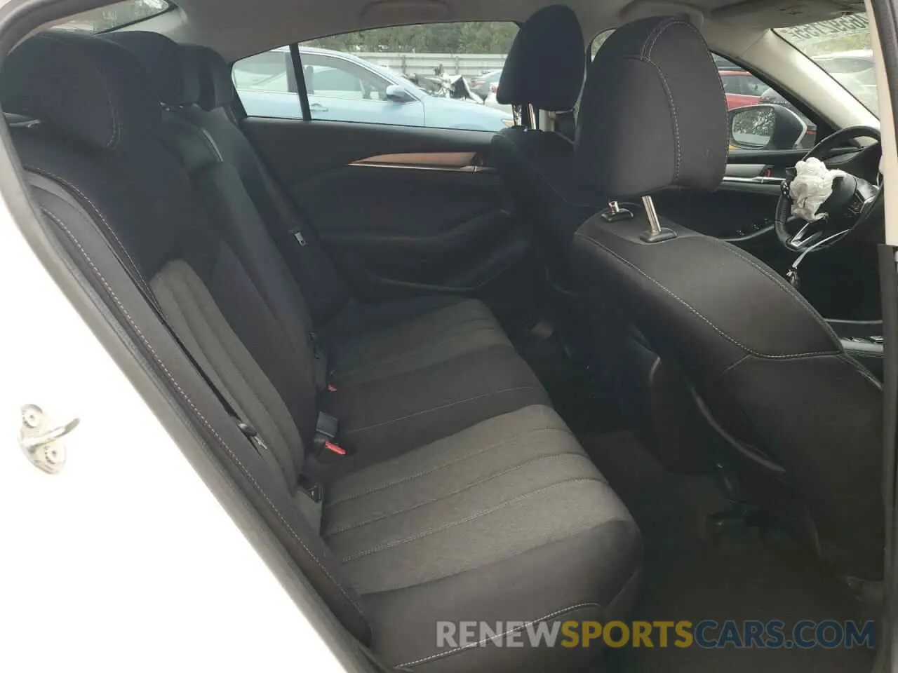 10 Фотография поврежденного автомобиля JM1GL1UM6K1502839 MAZDA 6 2019