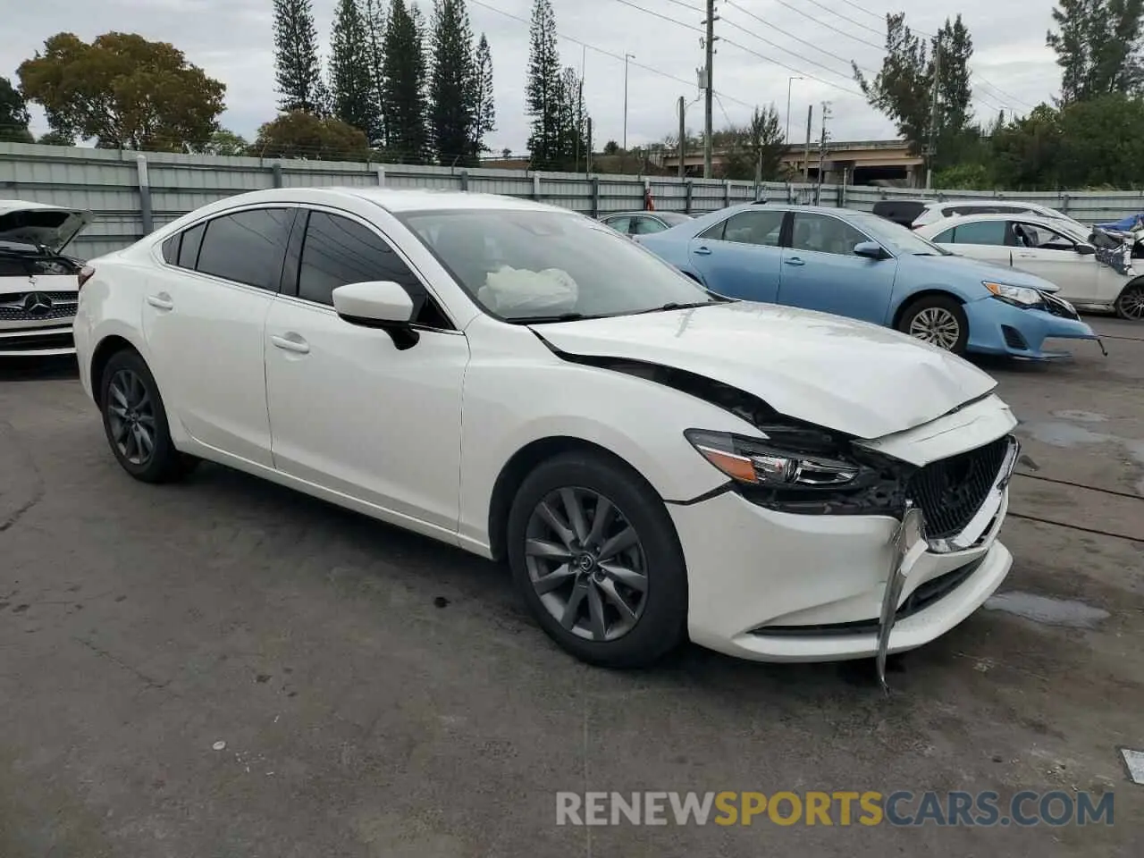 4 Фотография поврежденного автомобиля JM1GL1UM6K1502839 MAZDA 6 2019