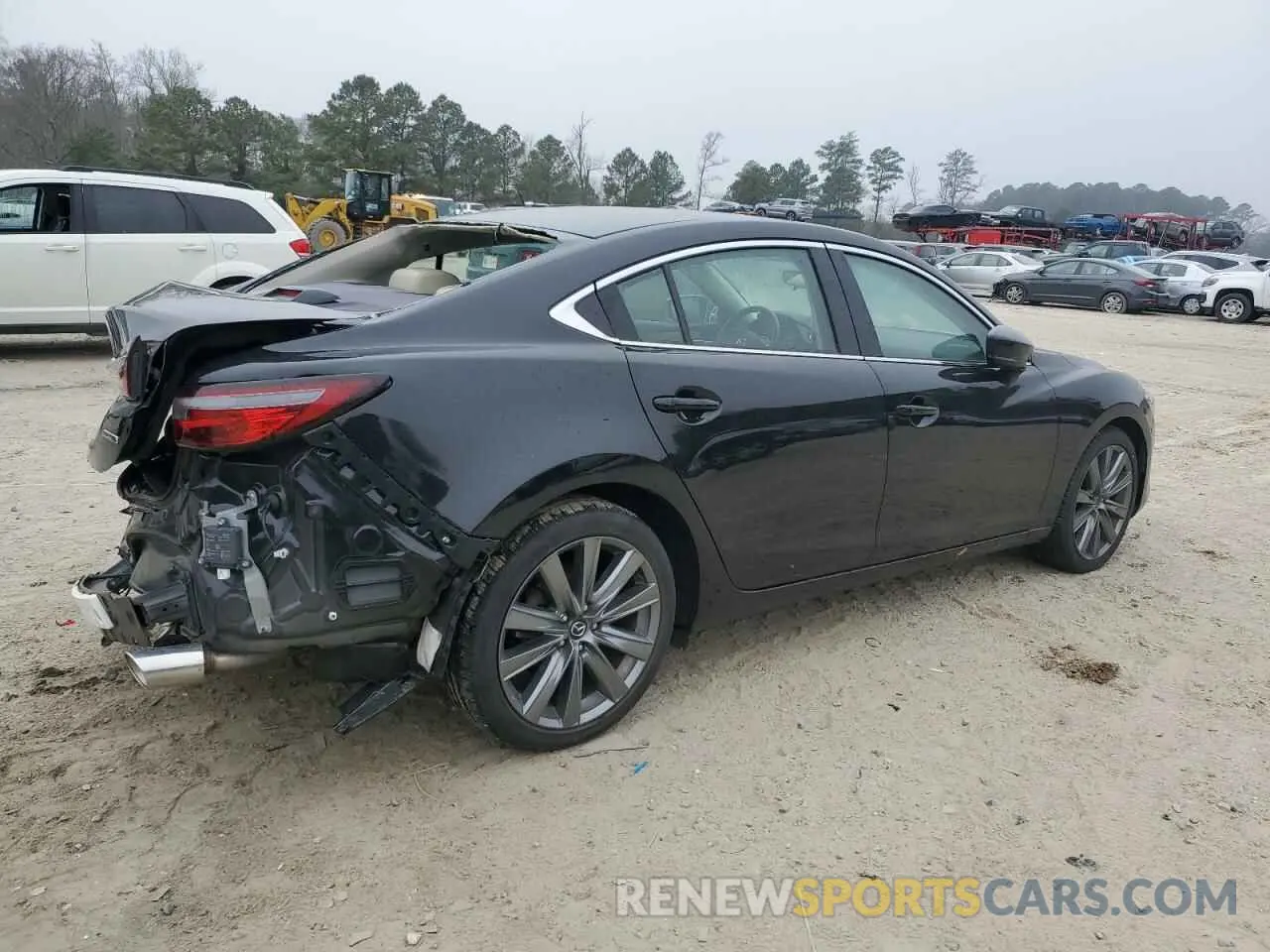 3 Фотография поврежденного автомобиля JM1GL1VM6L1525537 MAZDA 6 2020