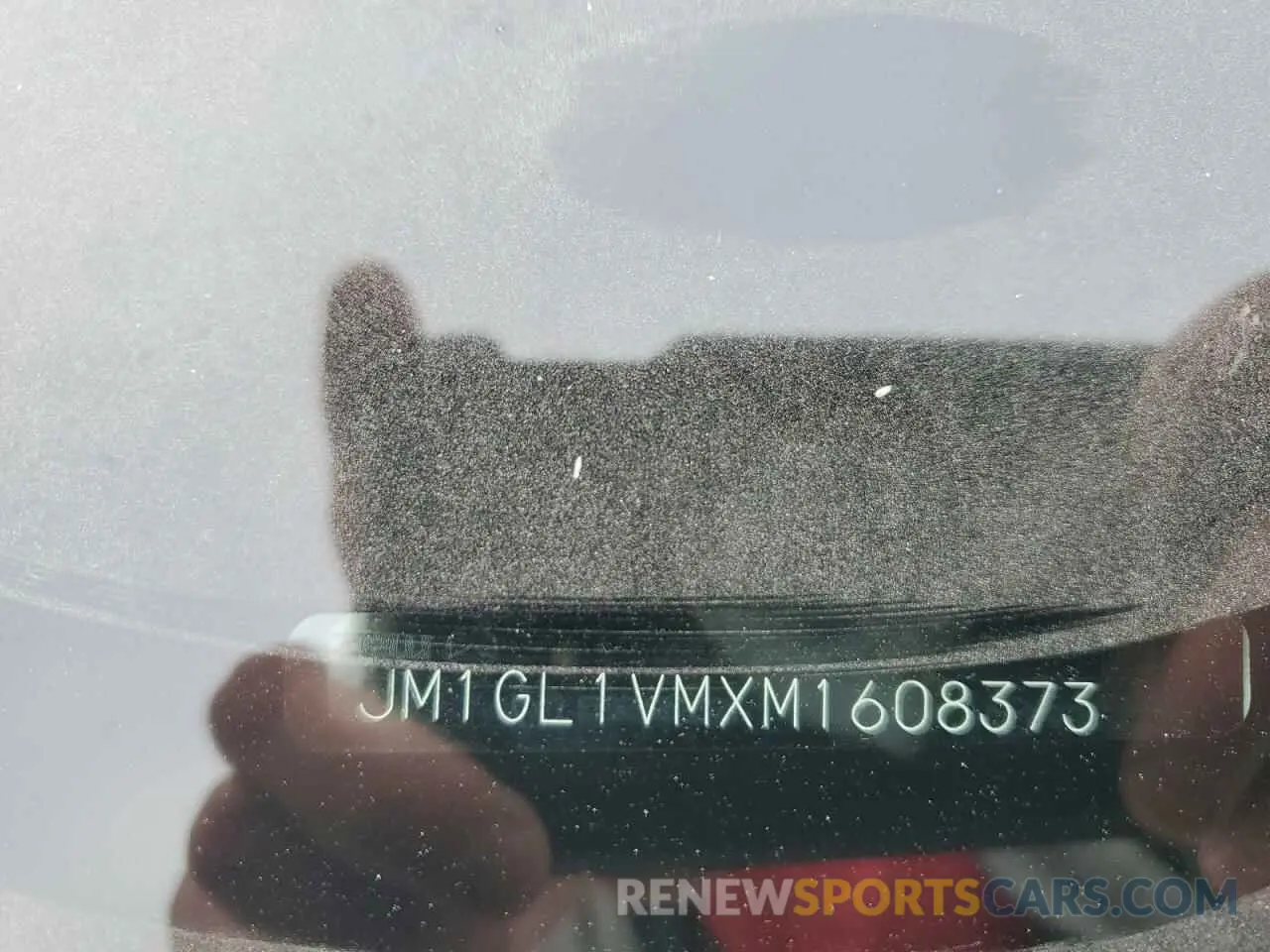 12 Photograph of a damaged car JM1GL1VMXM1608373 MAZDA 6 2021