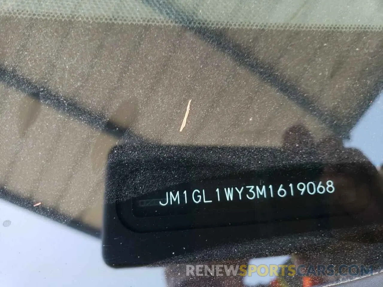 12 Photograph of a damaged car JM1GL1WY3M1619068 MAZDA 6 2021