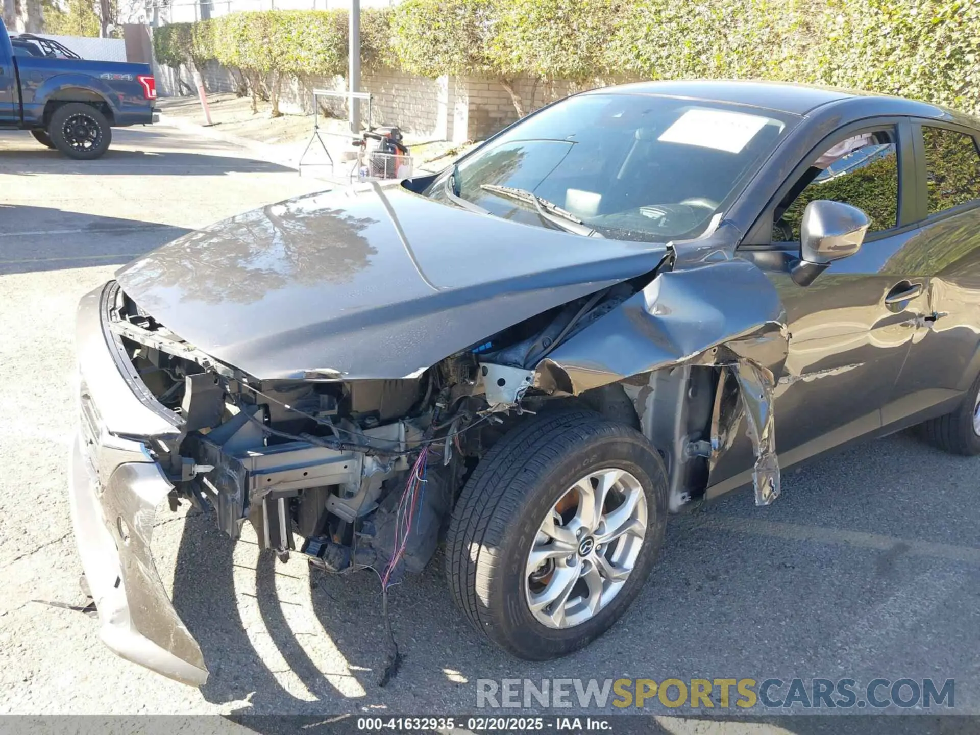 6 Фотография поврежденного автомобиля JM1DKDB70K1445493 MAZDA CX-3 2019