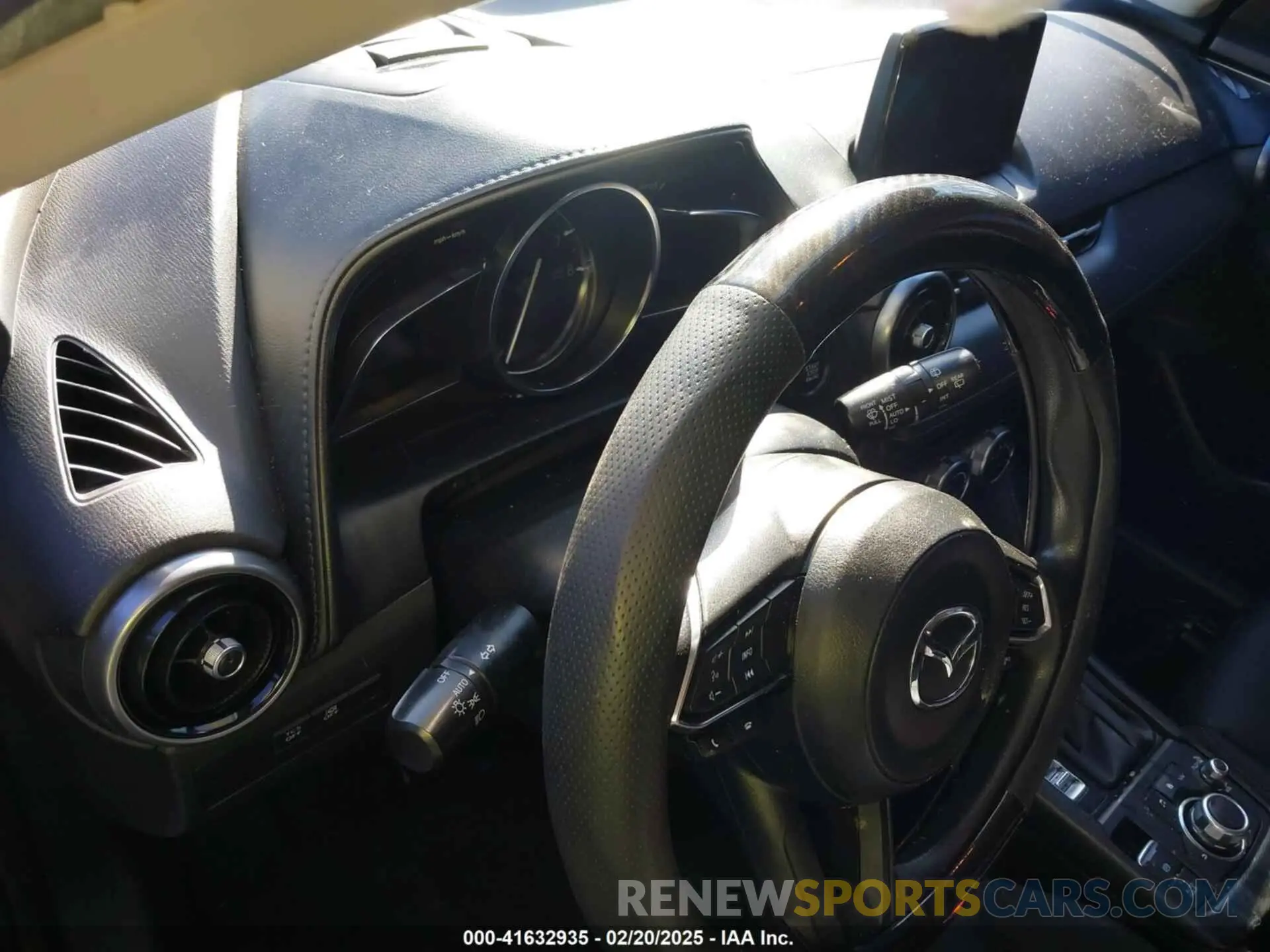7 Фотография поврежденного автомобиля JM1DKDB70K1445493 MAZDA CX-3 2019