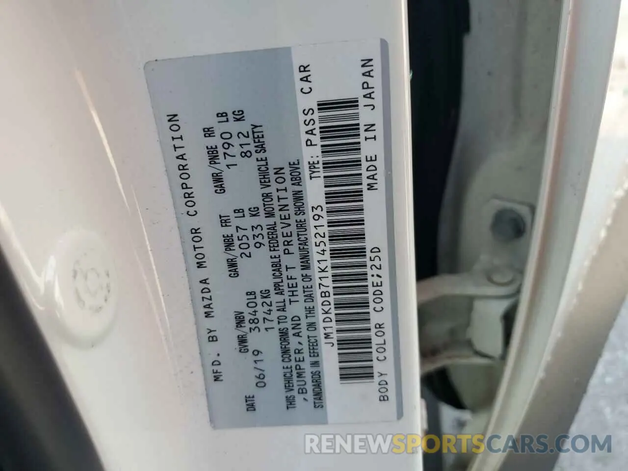 13 Фотография поврежденного автомобиля JM1DKDB71K1452193 MAZDA CX-3 2019