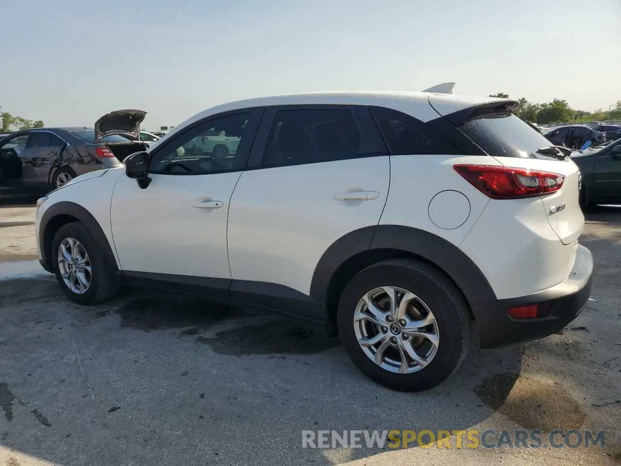 2 Фотография поврежденного автомобиля JM1DKDB71K1452193 MAZDA CX-3 2019
