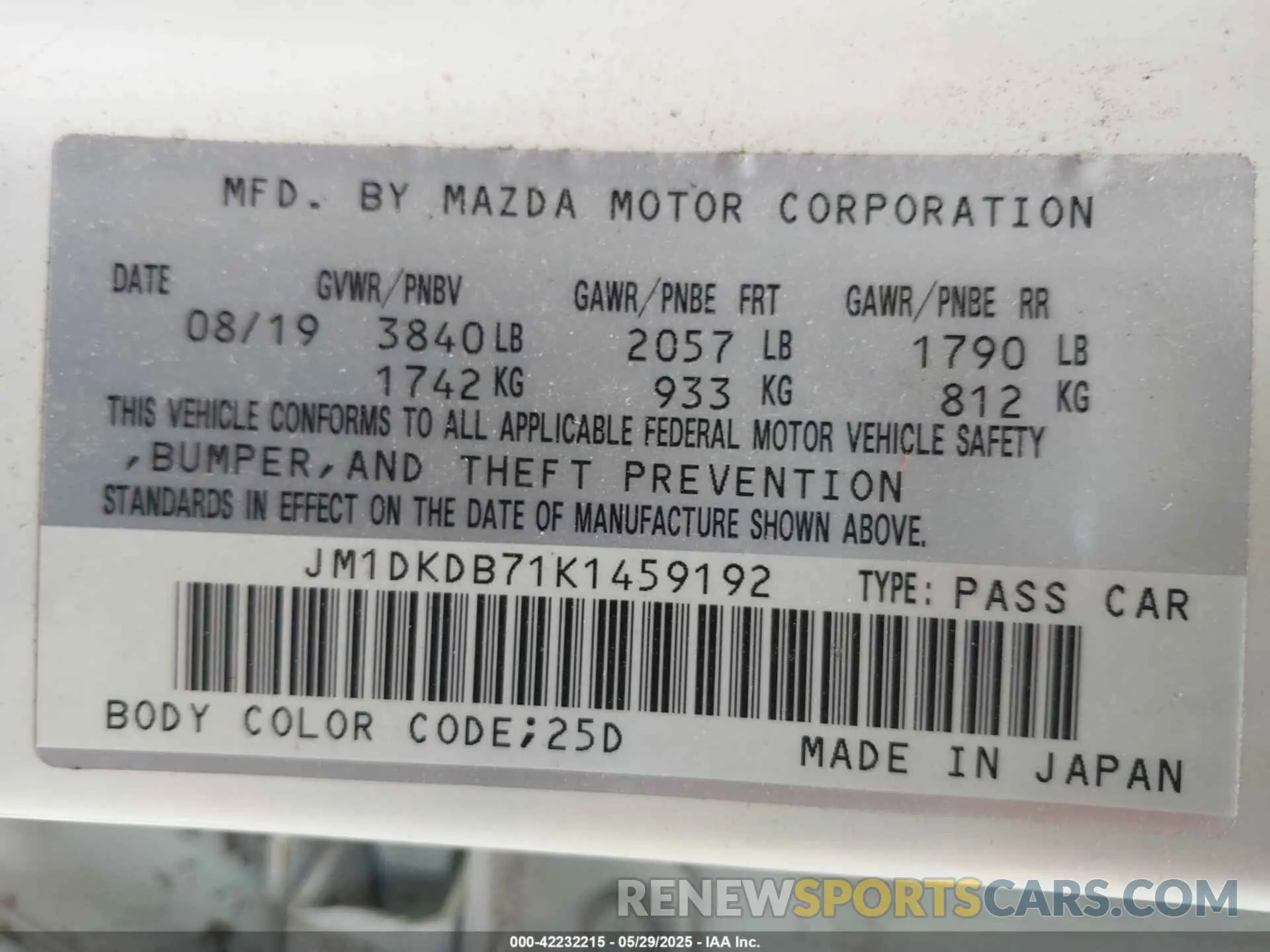 9 Photograph of a damaged car JM1DKDB71K1459192 MAZDA CX-3 2019