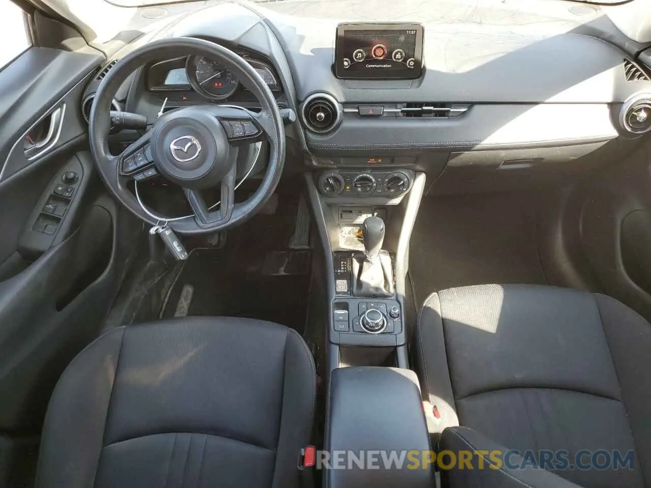 8 Photograph of a damaged car JM1DKDB72K0427826 MAZDA CX-3 2019