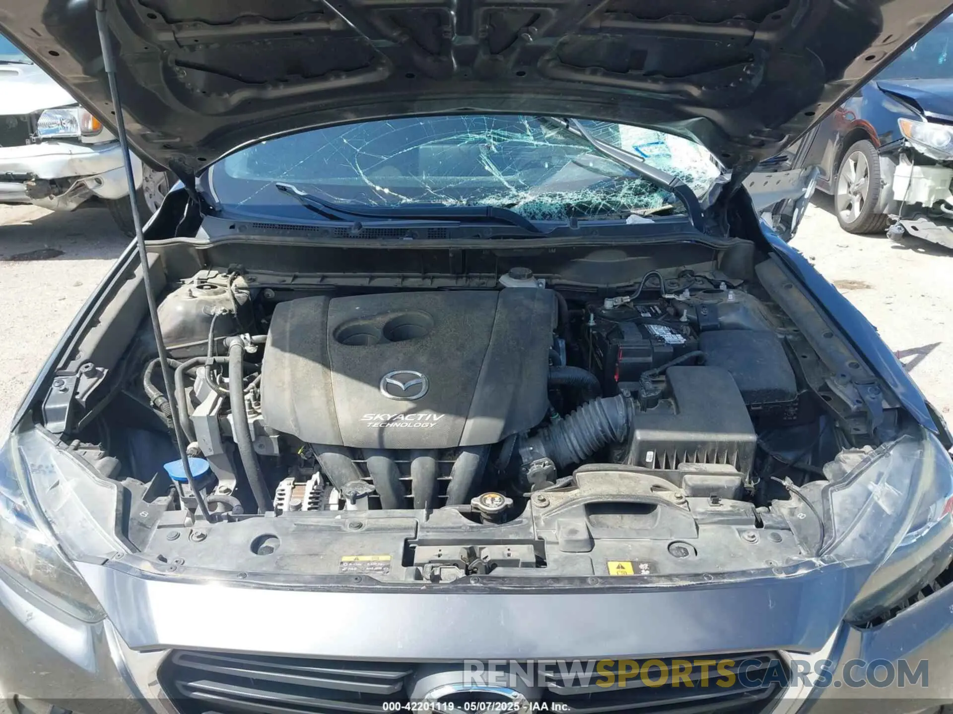 10 Photograph of a damaged car JM1DKDB72K1451649 MAZDA CX-3 2019