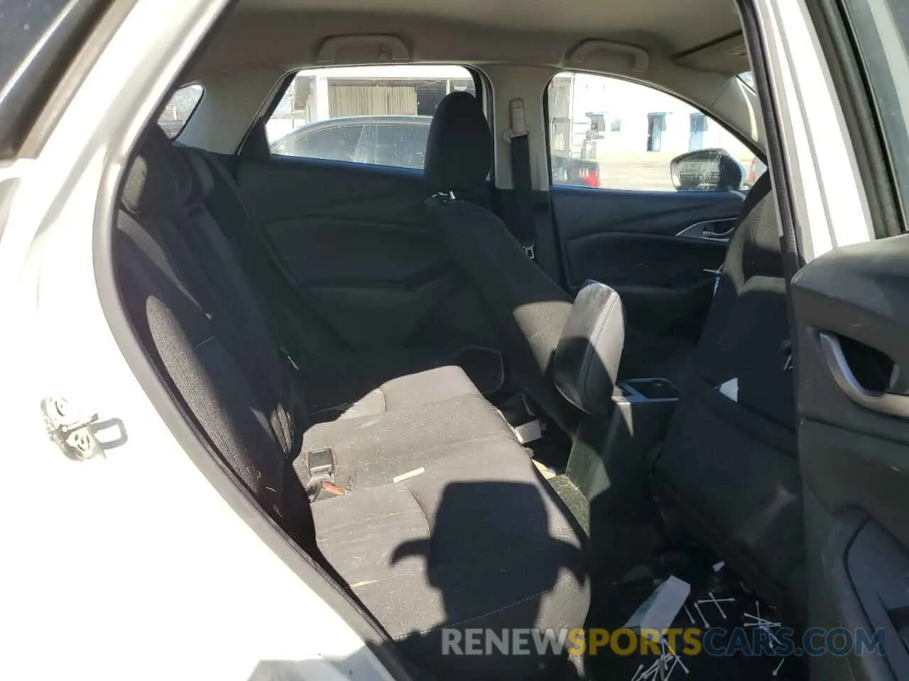 11 Photograph of a damaged car JM1DKDB74K1447554 MAZDA CX-3 2019