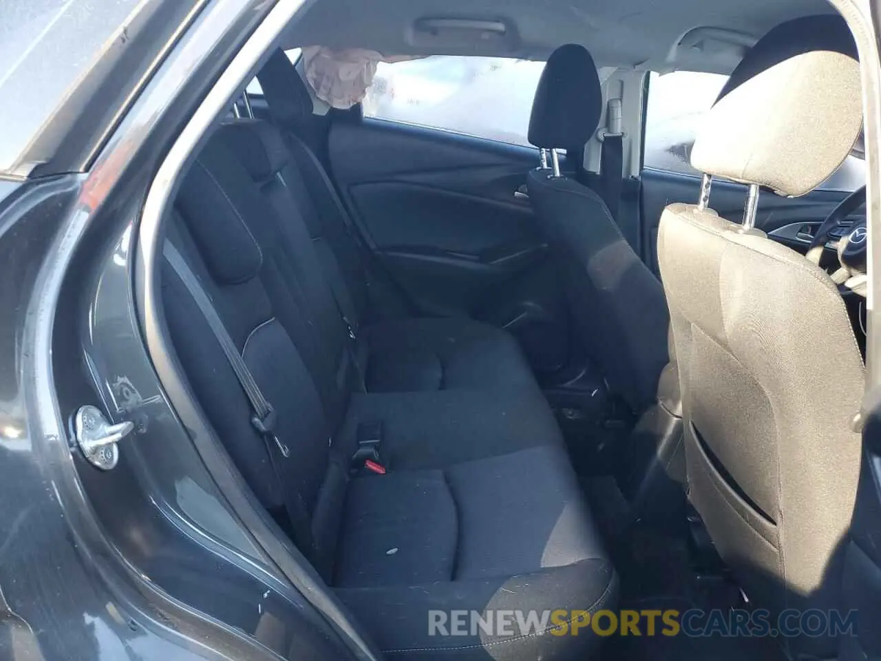10 Фотография поврежденного автомобиля JM1DKDB75K1419679 MAZDA CX-3 2019