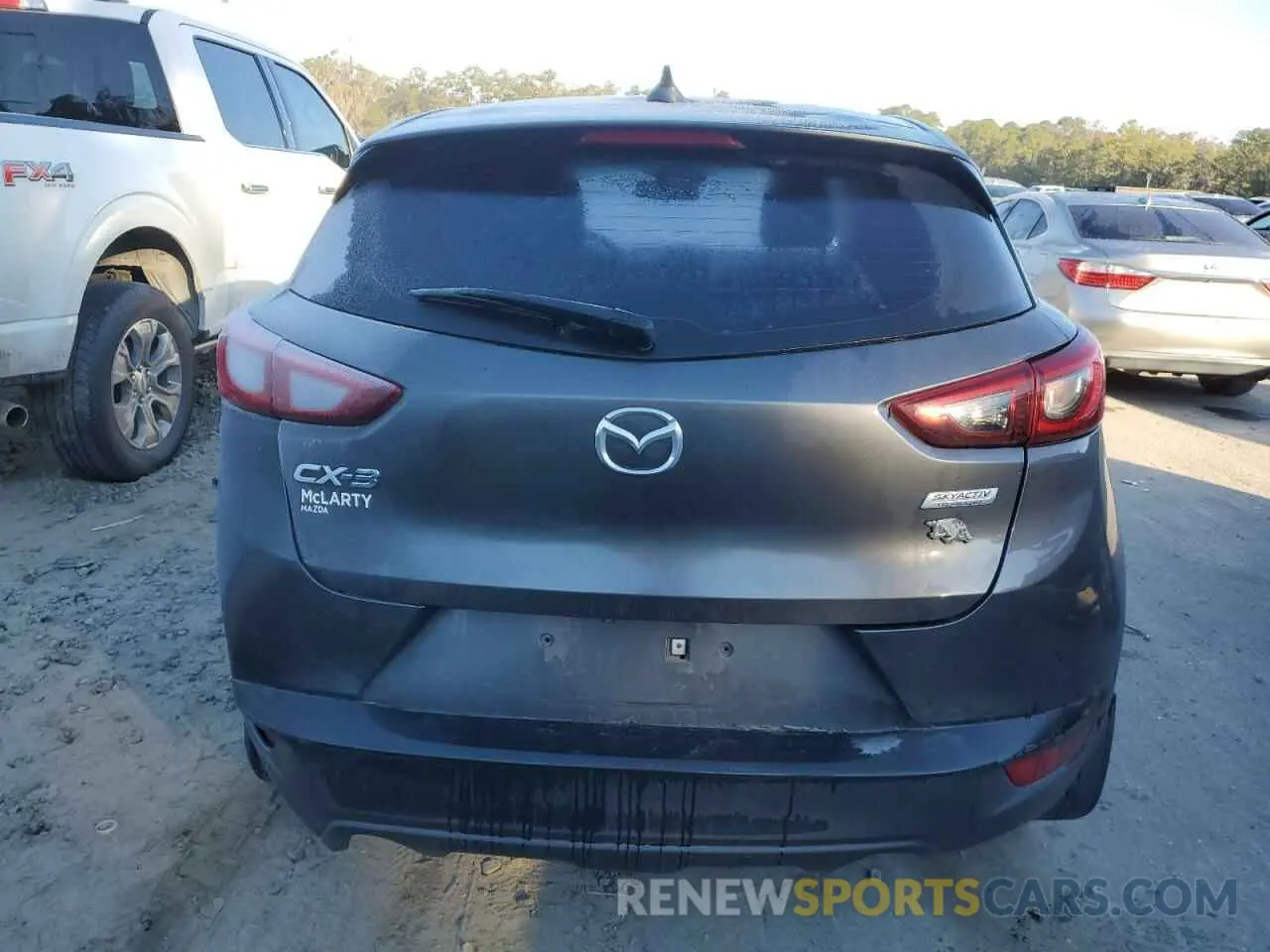 6 Фотография поврежденного автомобиля JM1DKDB75K1419679 MAZDA CX-3 2019