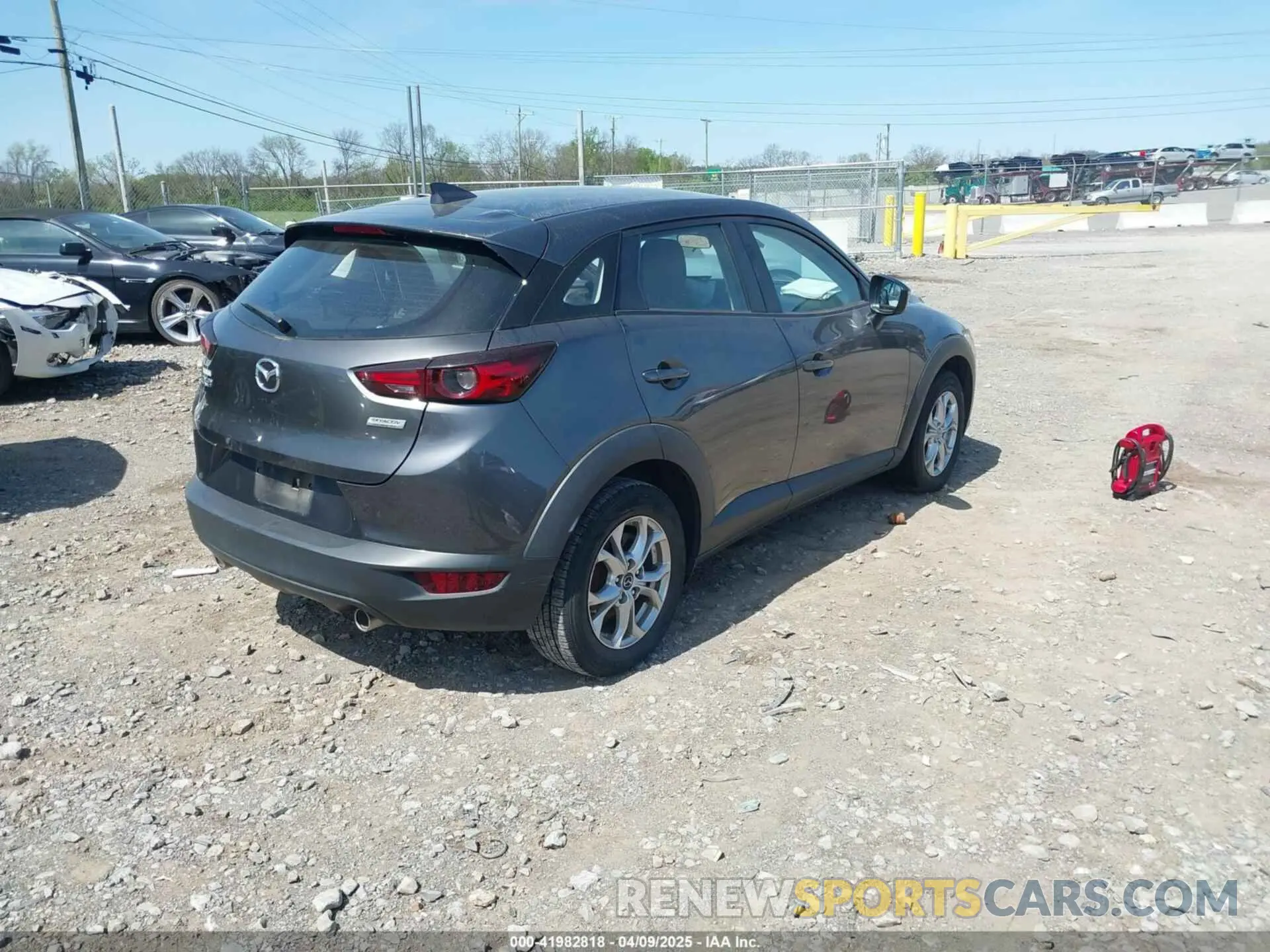 4 Photograph of a damaged car JM1DKDB77K1451453 MAZDA CX-3 2019