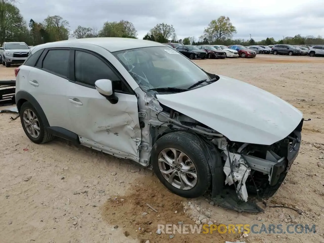 4 Фотография поврежденного автомобиля JM1DKDB7XK1454654 MAZDA CX-3 2019