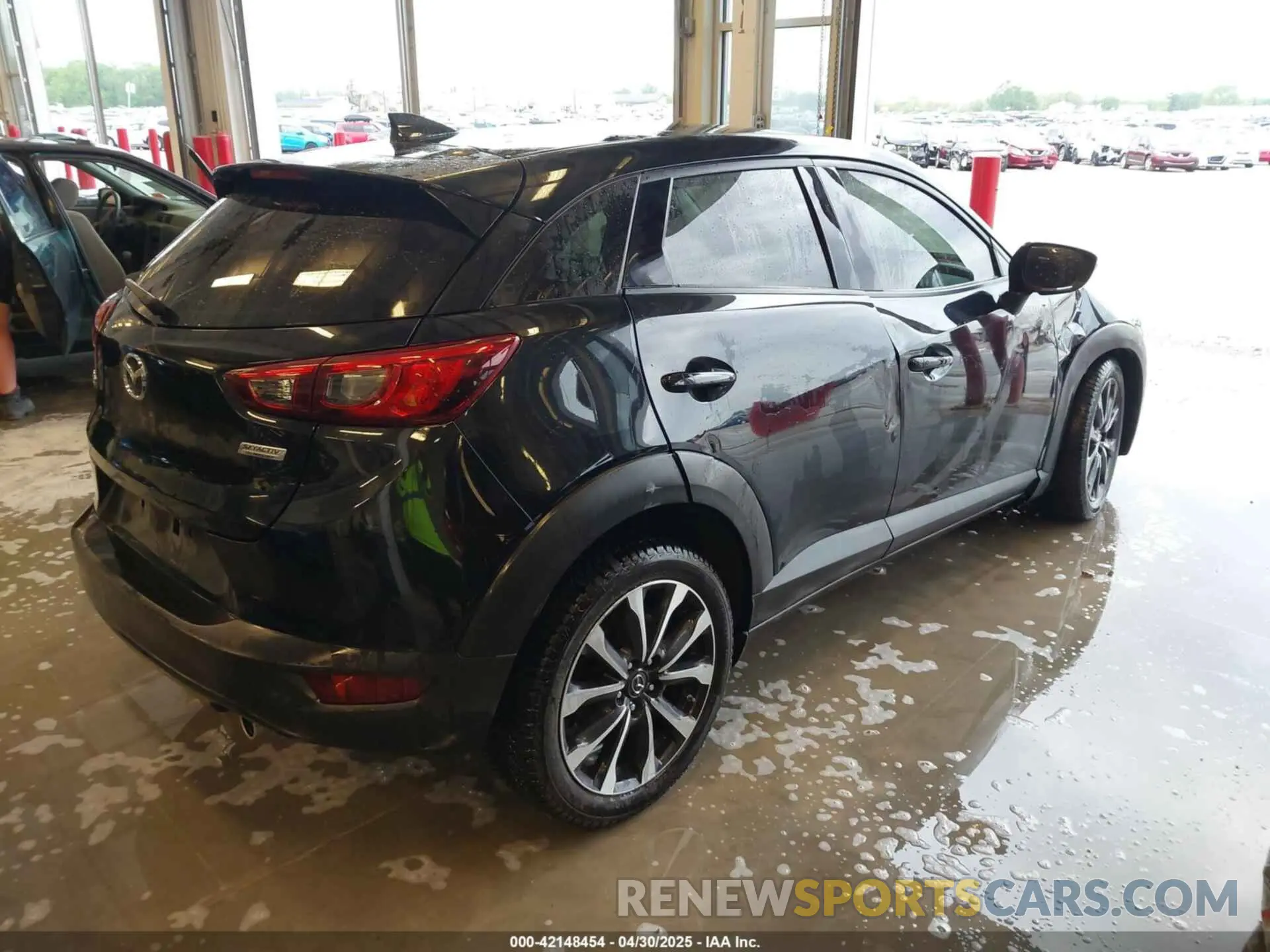 4 Фотография поврежденного автомобиля JM1DKDC70K0404219 MAZDA CX-3 2019
