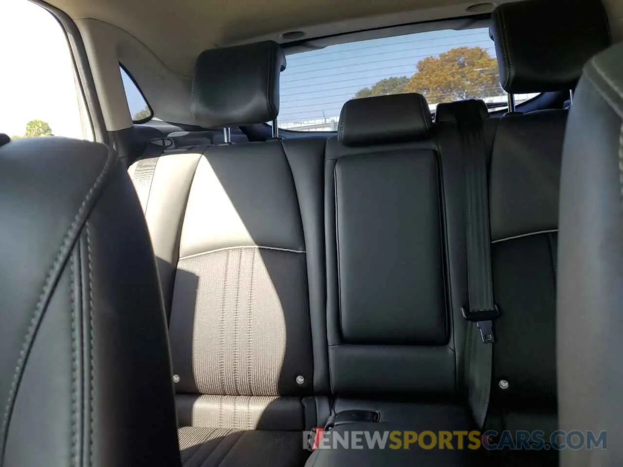 10 Photograph of a damaged car JM1DKDC73K1442392 MAZDA CX-3 2019