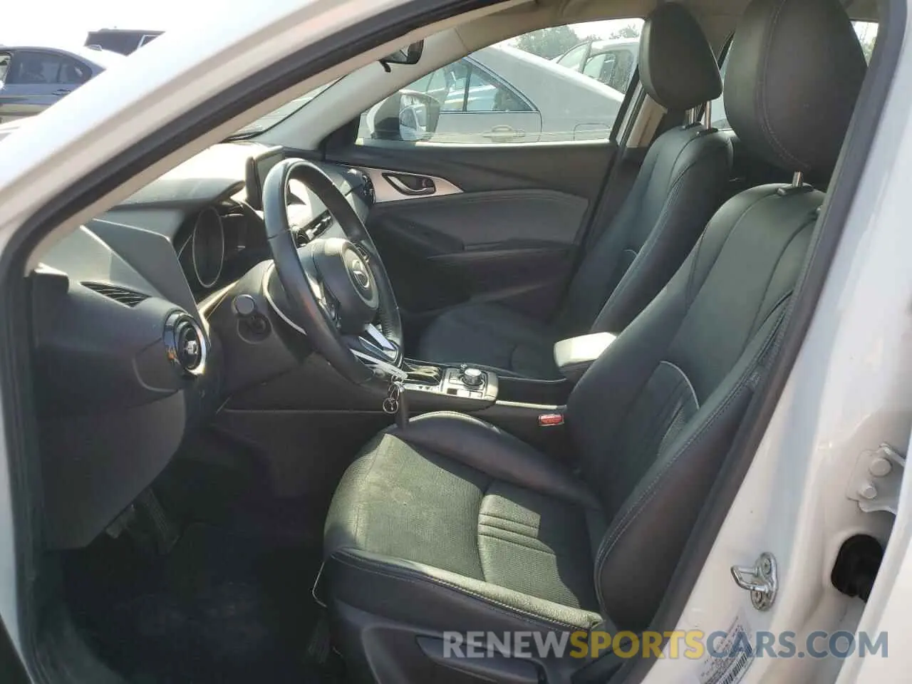 7 Photograph of a damaged car JM1DKDC76K1401187 MAZDA CX-3 2019