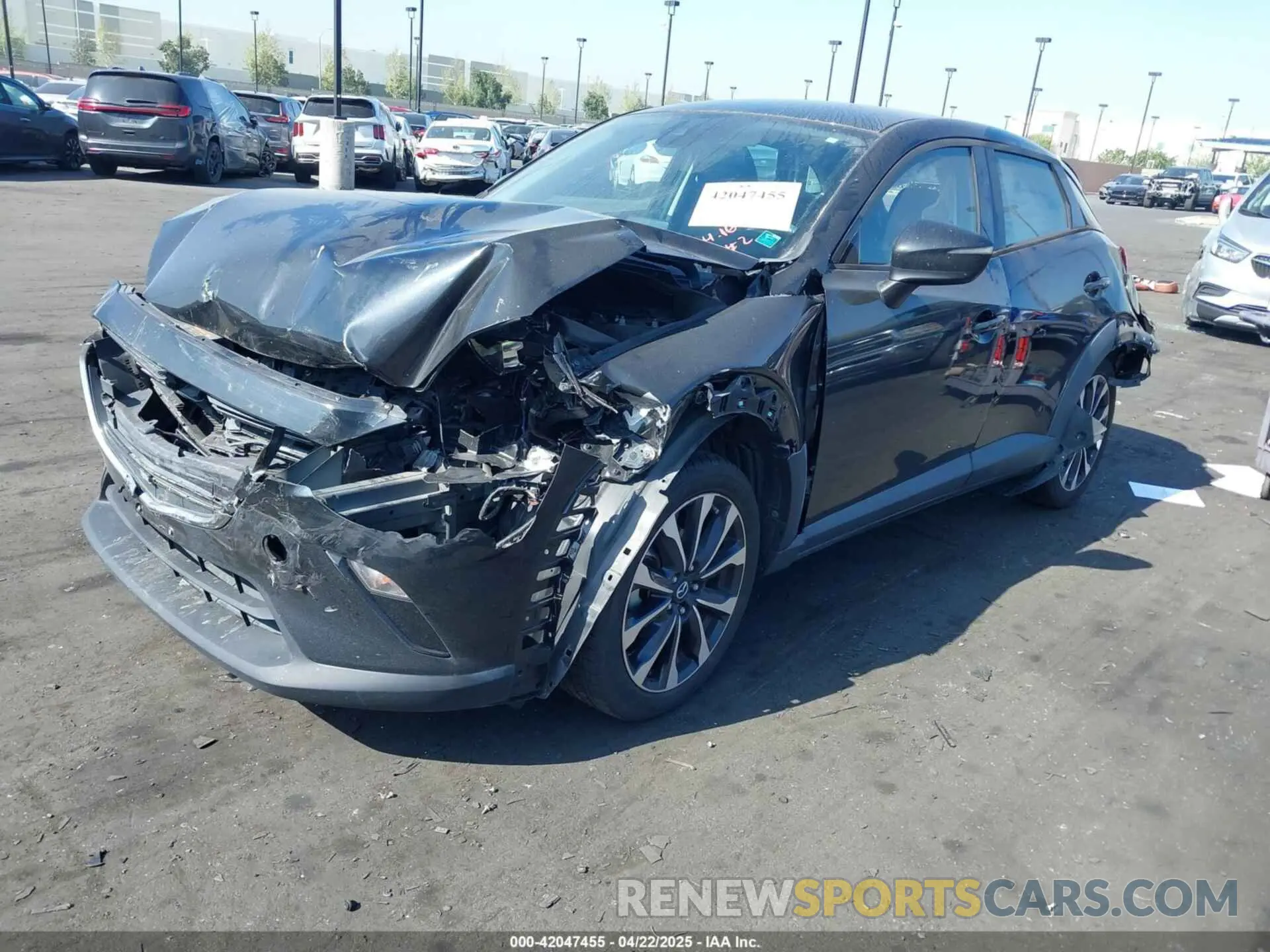 2 Фотография поврежденного автомобиля JM1DKDC7XK1406974 MAZDA CX-3 2019