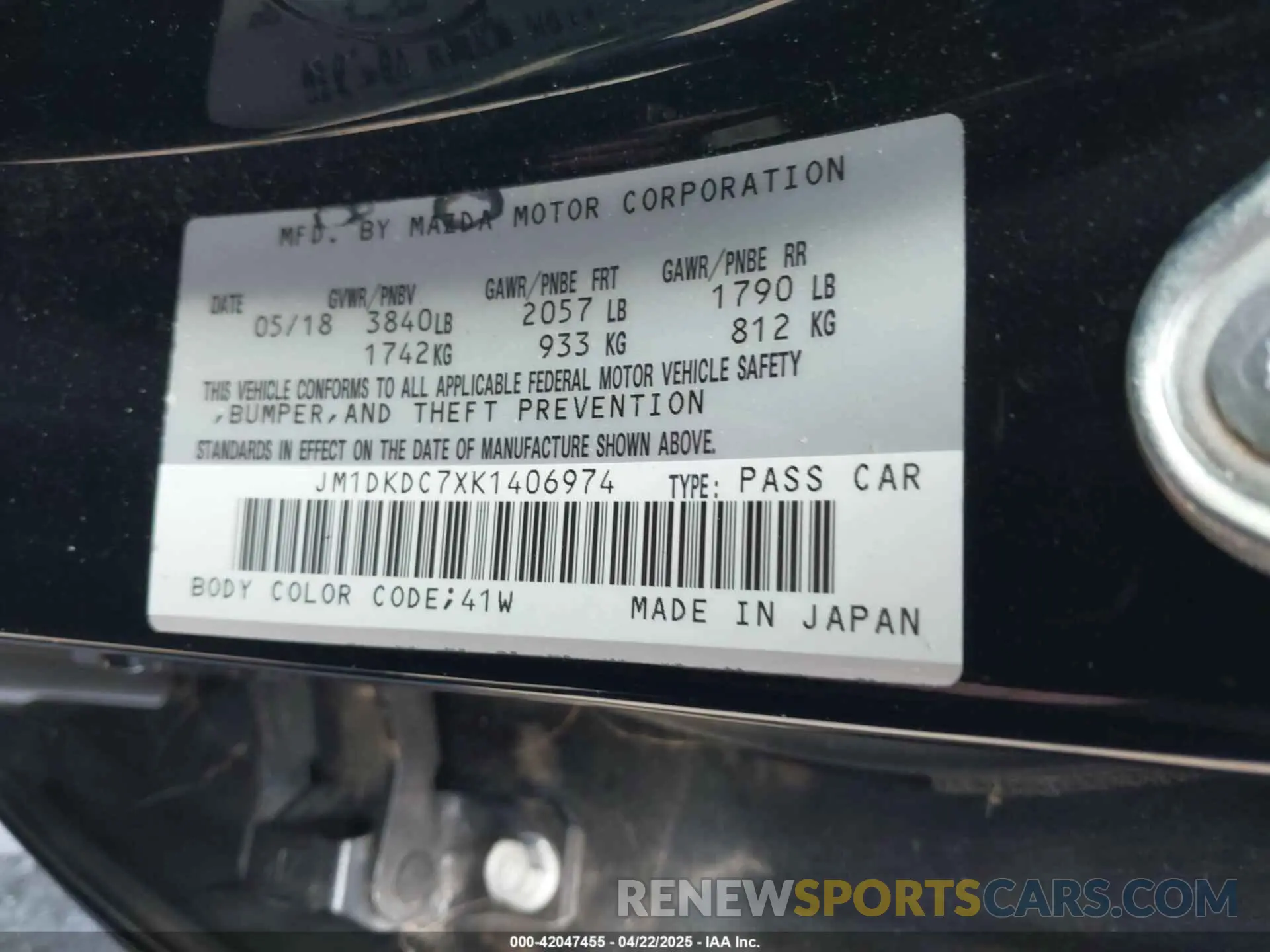 9 Фотография поврежденного автомобиля JM1DKDC7XK1406974 MAZDA CX-3 2019