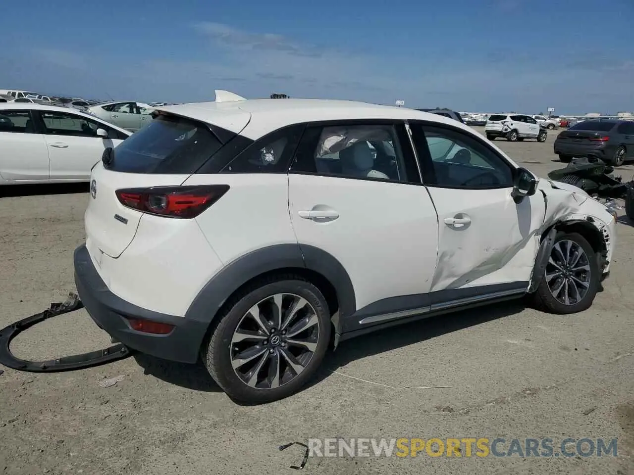 3 Фотография поврежденного автомобиля JM1DKDD76K0436980 MAZDA CX-3 2019