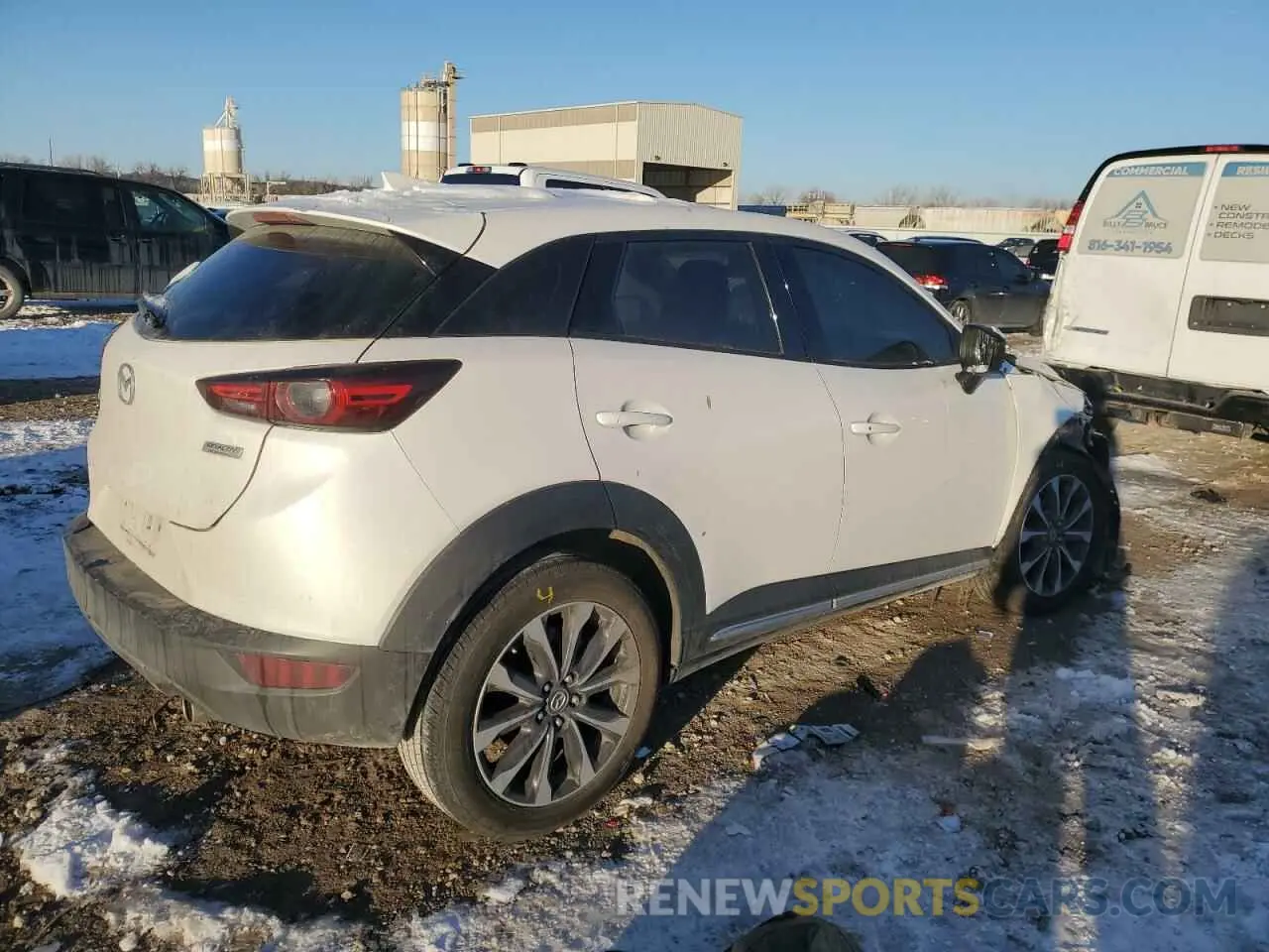 3 Photograph of a damaged car JM1DKDD76K1429585 MAZDA CX-3 2019